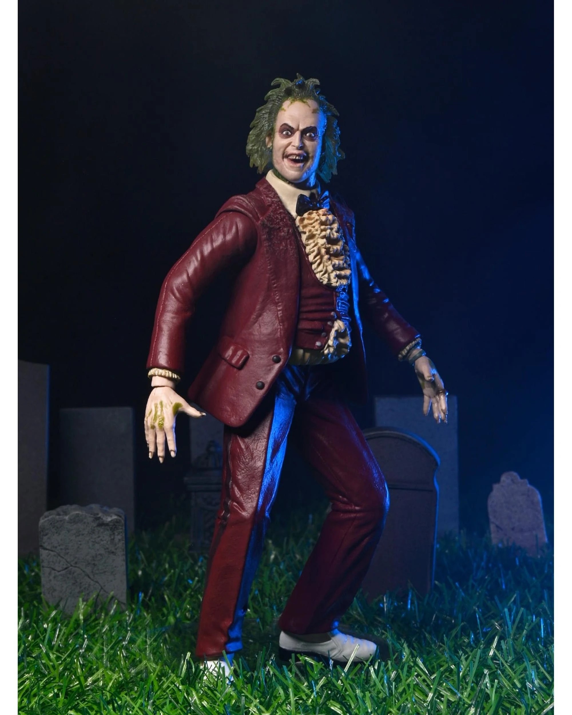 8 NECA Beetlejuice - 1988 -  Beetlejuice Red Tuxedo 7 inch Action Figure, 8 of 8