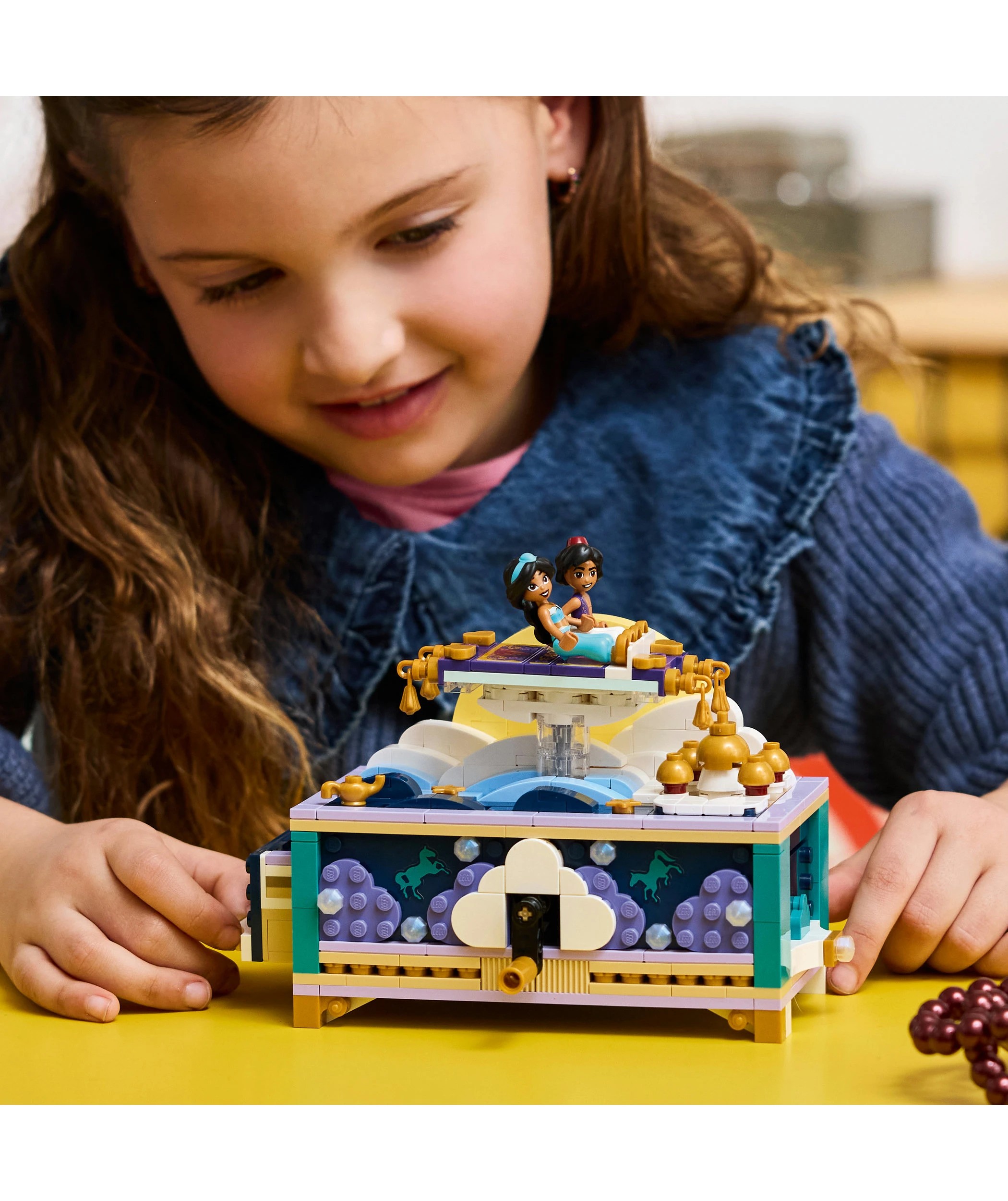8 LEGO Disney Princess Jasmine's Jewellery Box 43295, 8 of 10