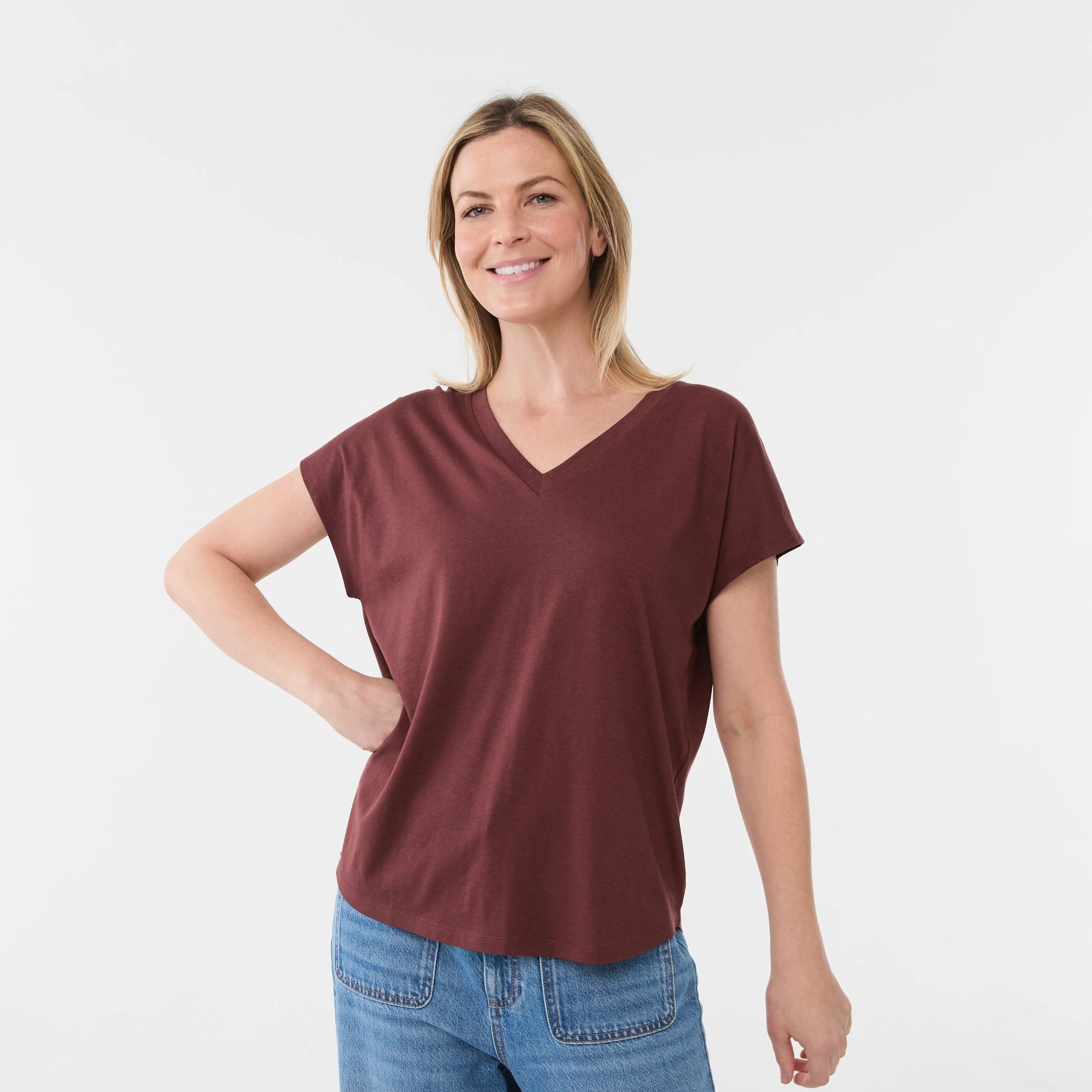 1 Short Extended Sleeve V-Neck T-shirt DARK HENNA, 1 of 5