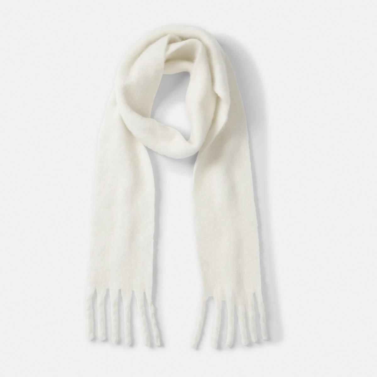 1 Narrow Fluffy Scarf Ecru, 1 of 3