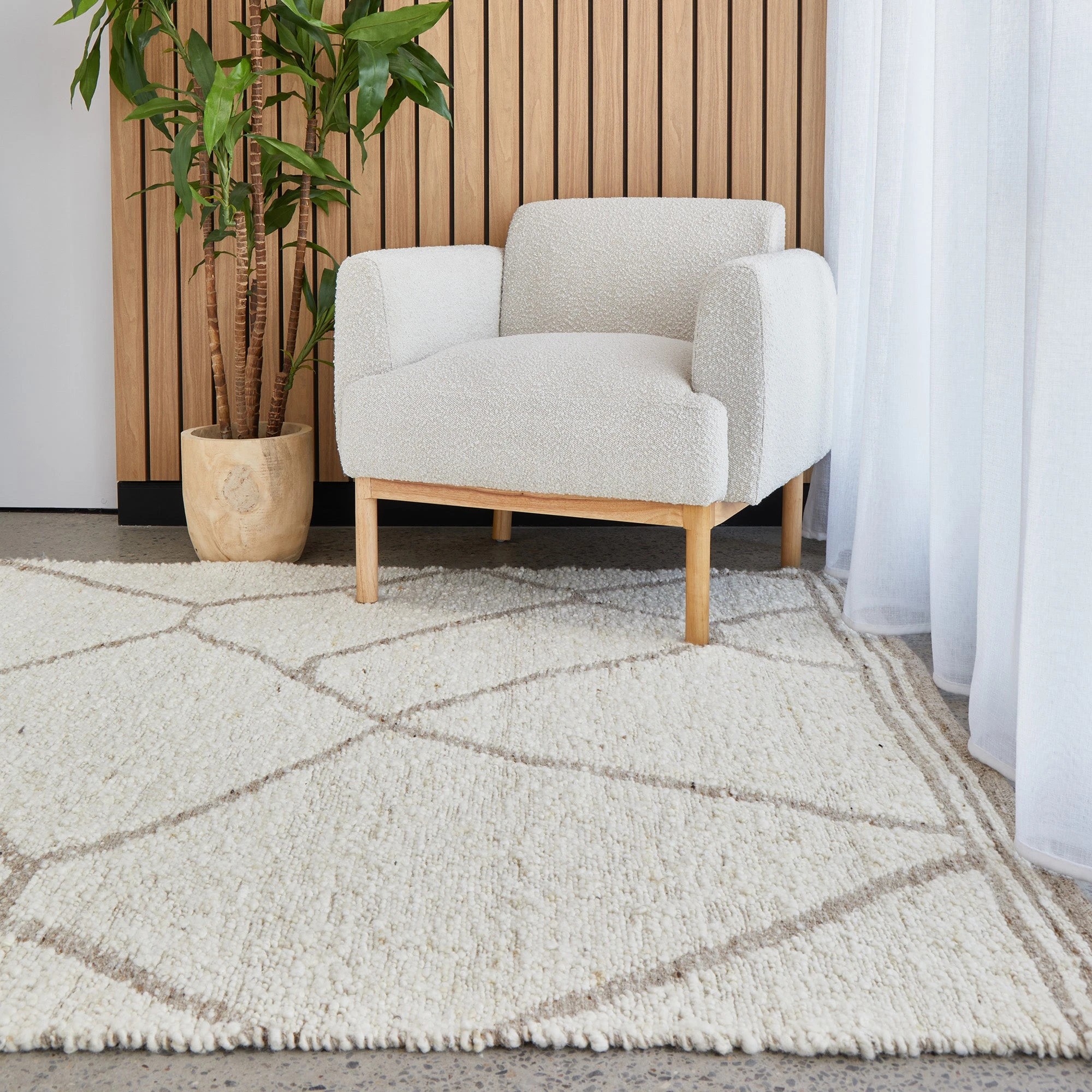 2 Common Ground Rugs Fjord Alma 225x155cm - Medium Floor Rug - White, 2 of 6