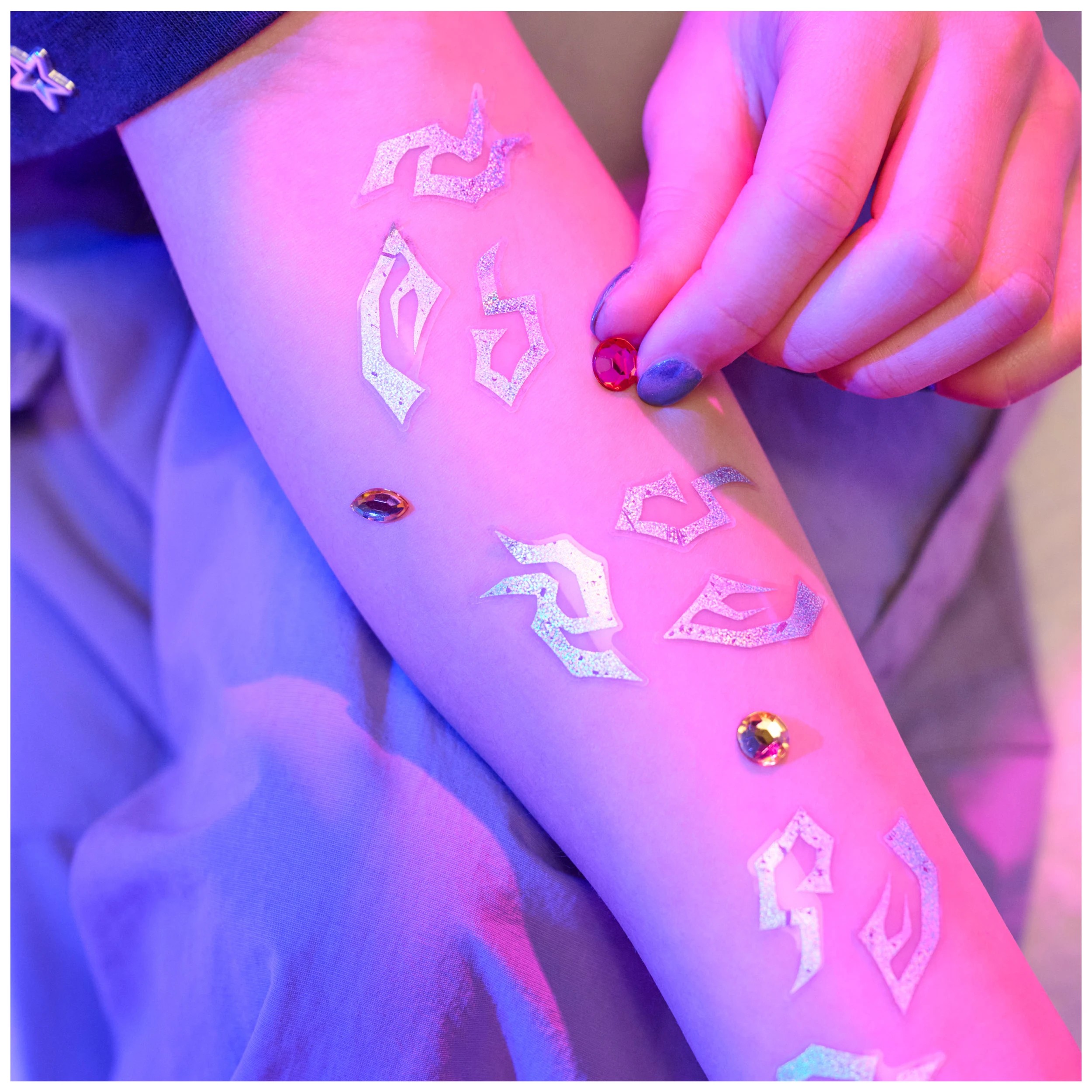 7 KPop Demon Hunters Cool Maker Body Art - Shimmer Foil Tattoos, 7 of 9