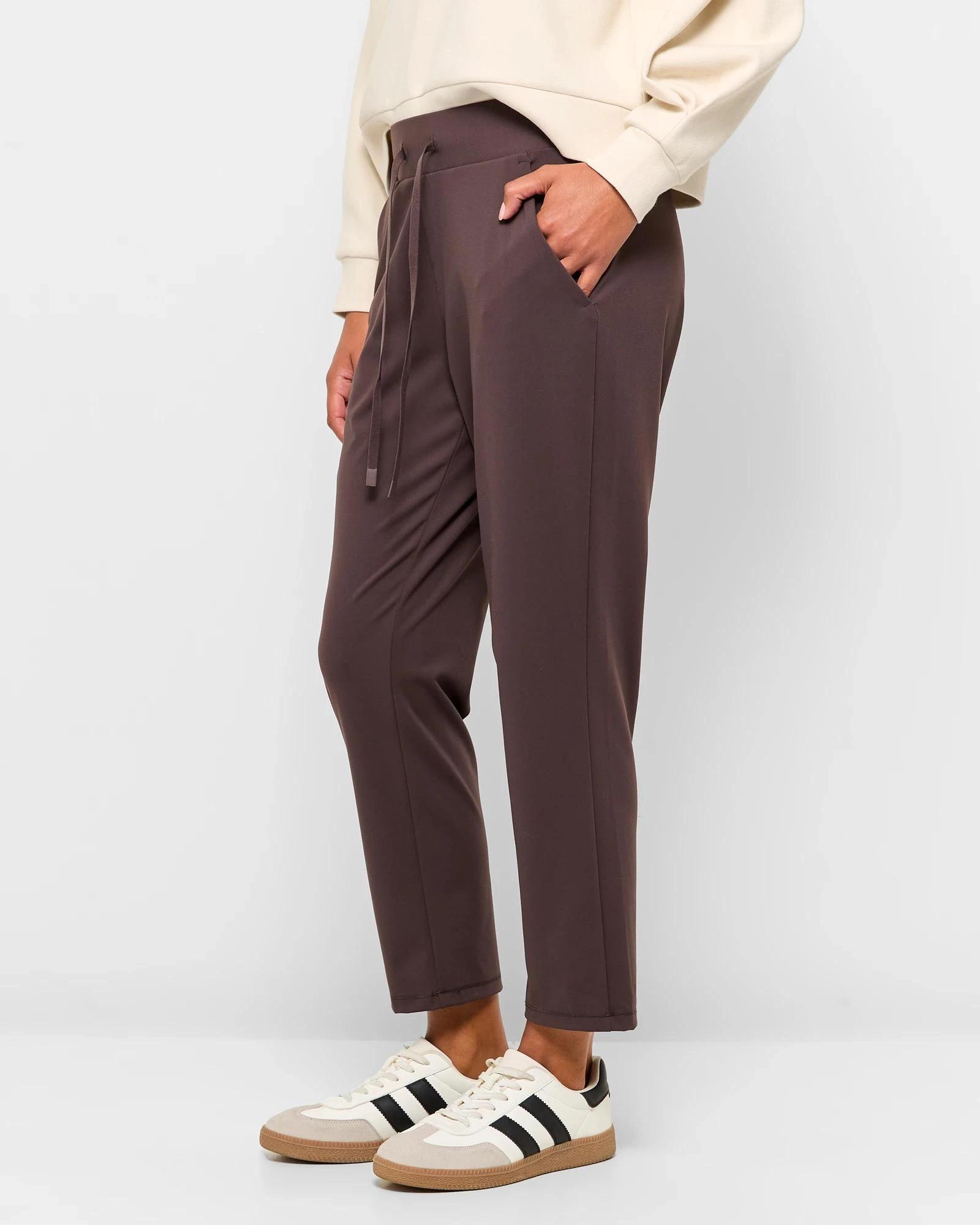 3 Target Active Studio Soft Travel Pants ESPRESSO, 3 of 5