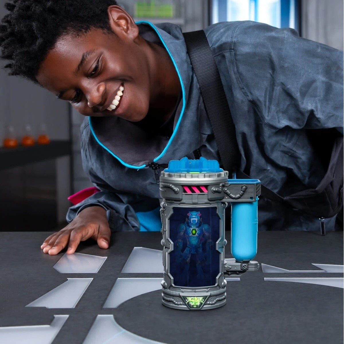 9 MrBeast Lab Mutation Chamber, Experiment to Create Your Beast Release the Stealth Panther, 9 of 11