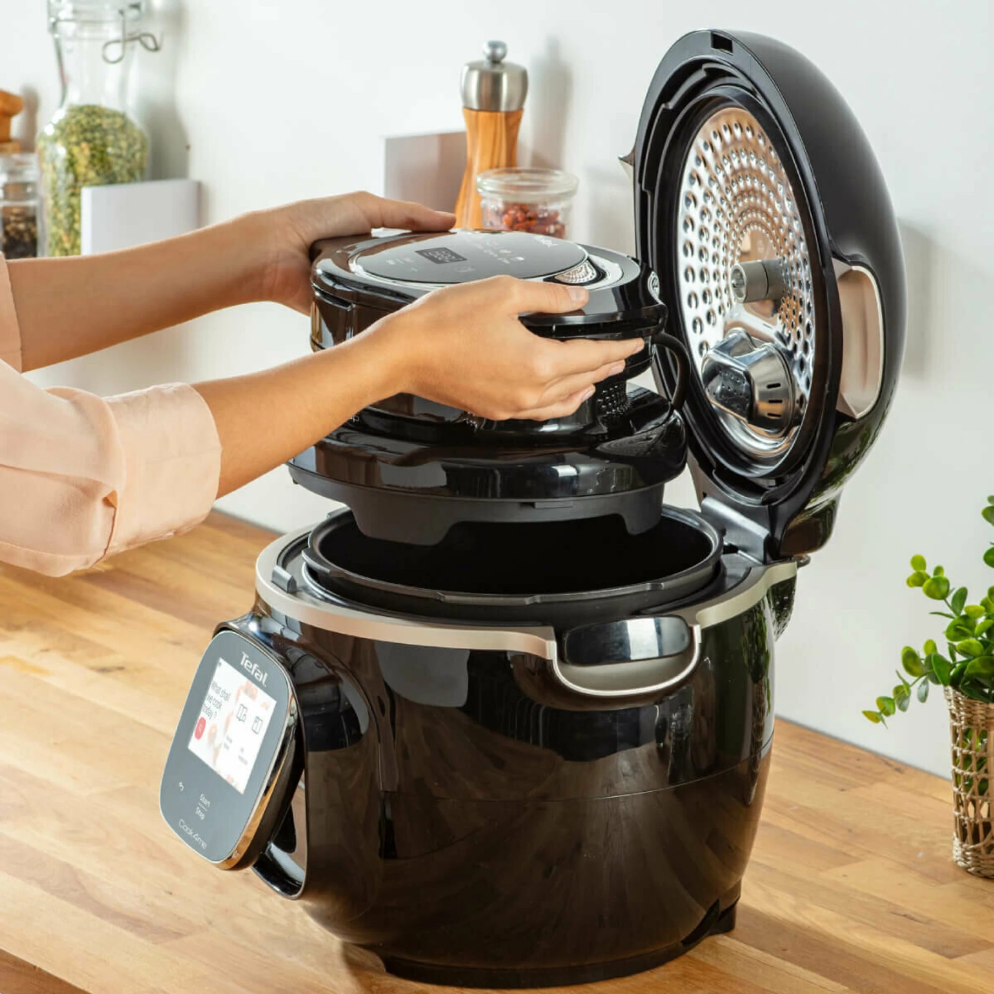 3 Tefal Extra Crisp Lid, 3 of 4