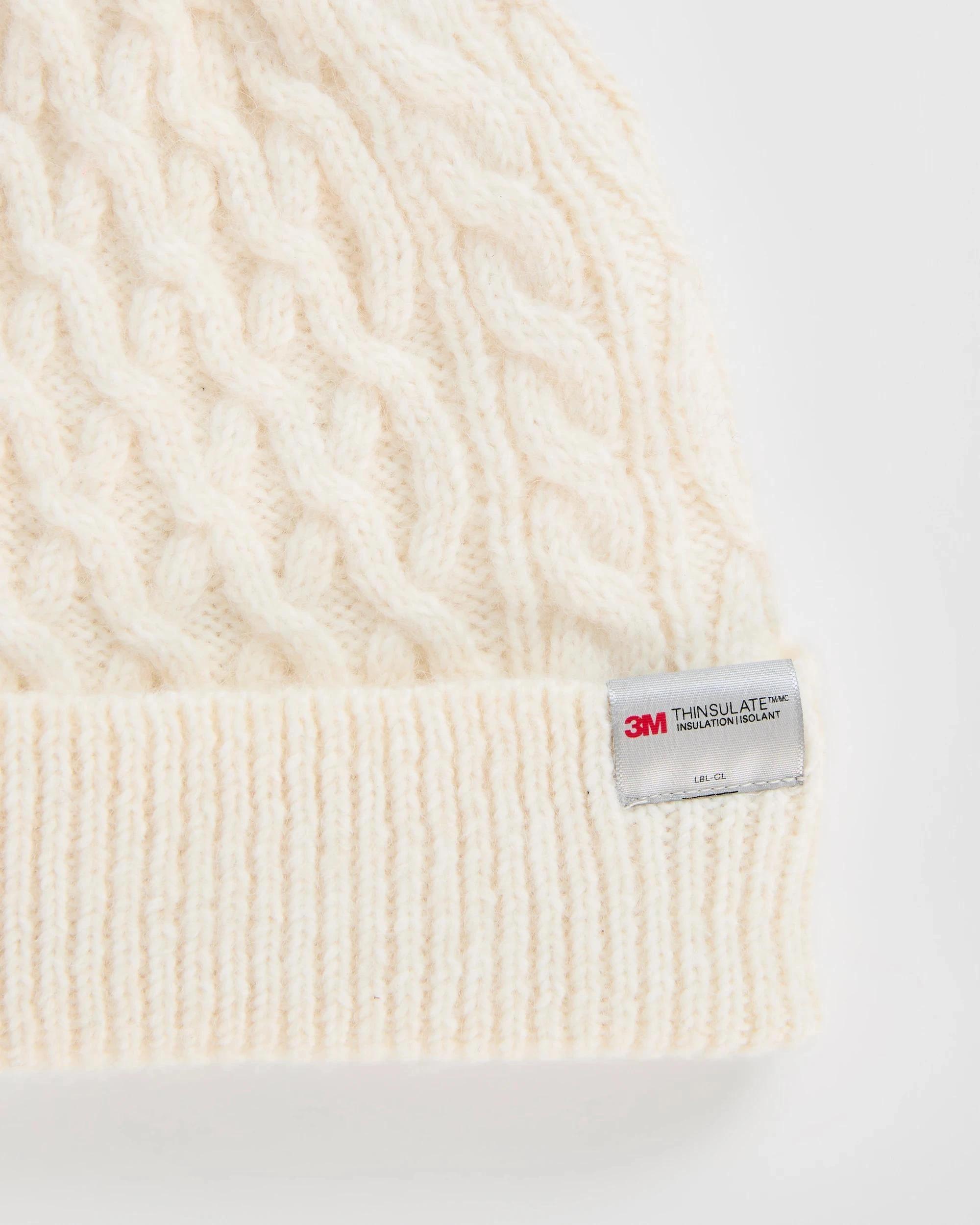 2 Target Woman Thinsulate Cable Knit Beanie CREAM, 2 of 2