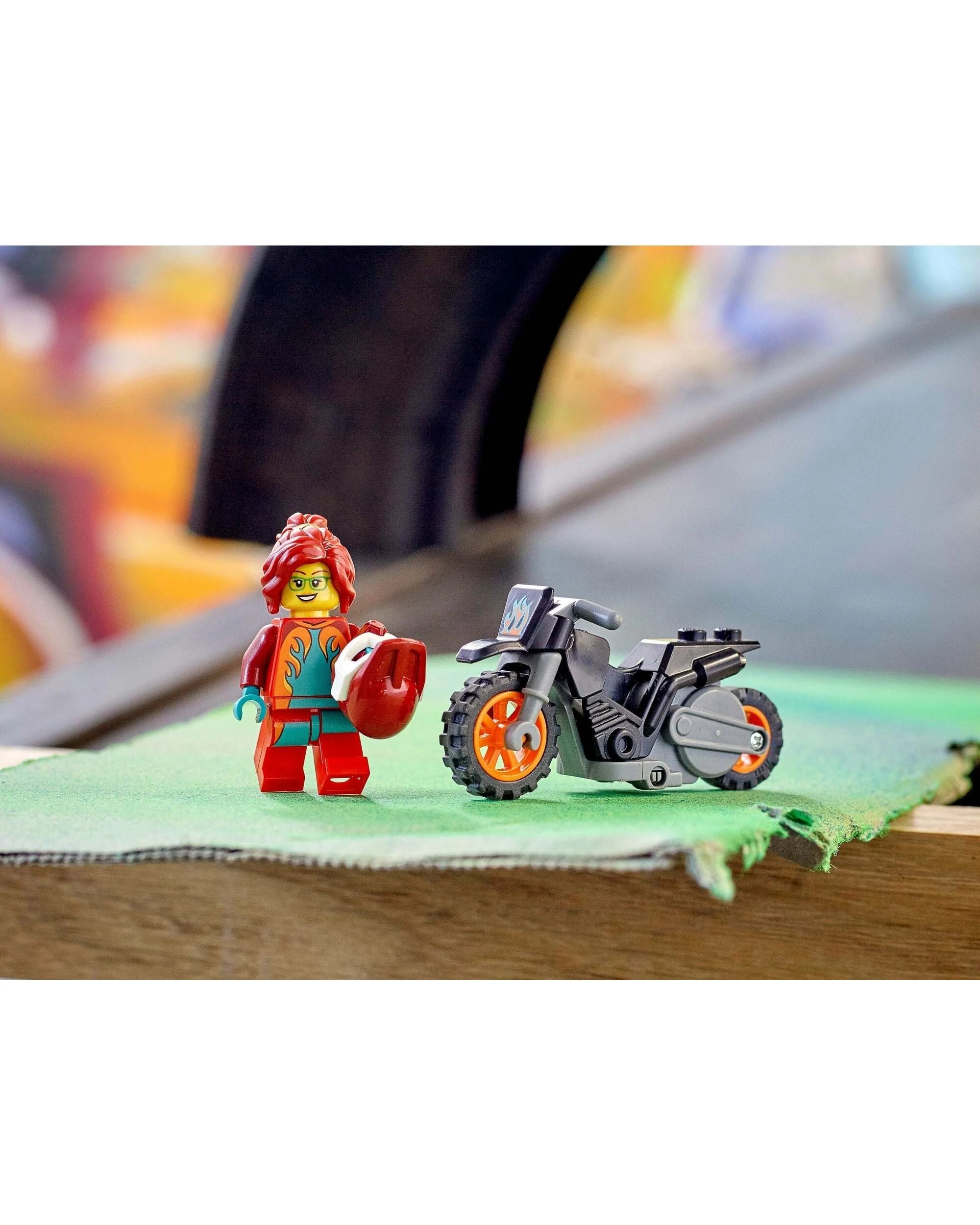 2 LEGO 60311 Fire Stunt Bike: Freya McCloud & Motorcycle Toy, 2 of 5