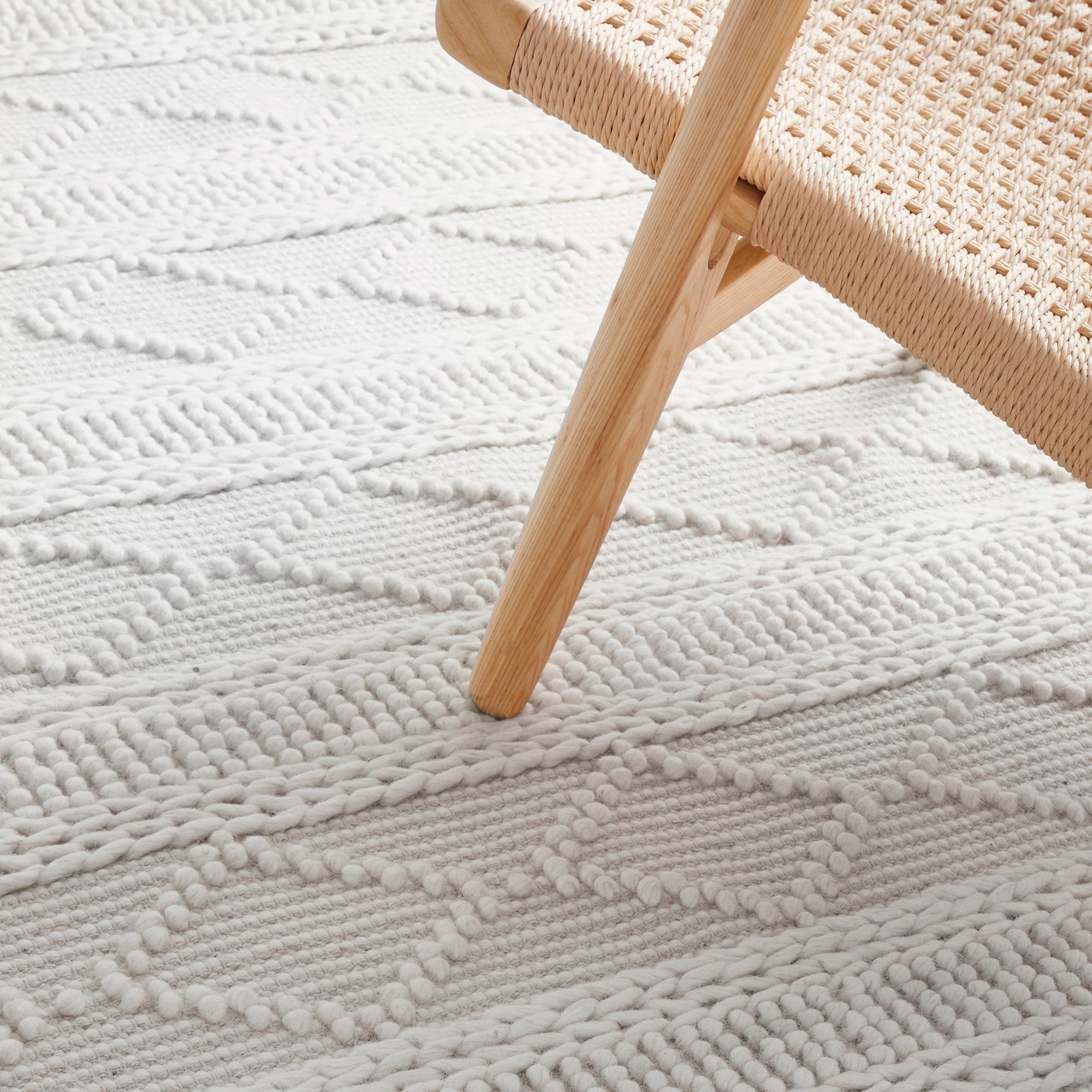 5 Common Ground Rugs Chateau Zoe 400x300cm - Extra Extra Large Hand Loomed Rug - White, 5 of 9