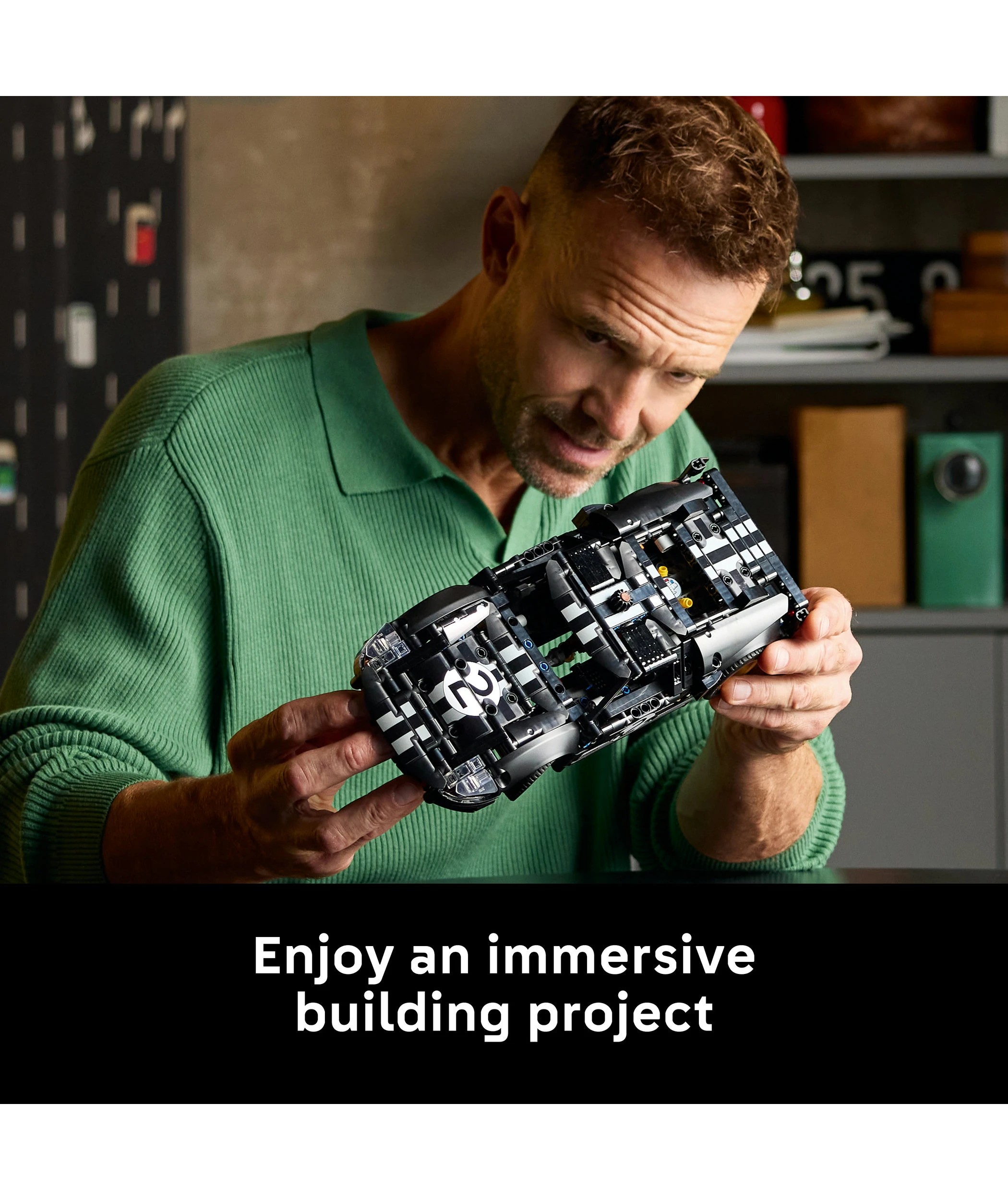 4 LEGO Technic 1966 Ford GT40 MKII Race Car 42223, 4 of 10