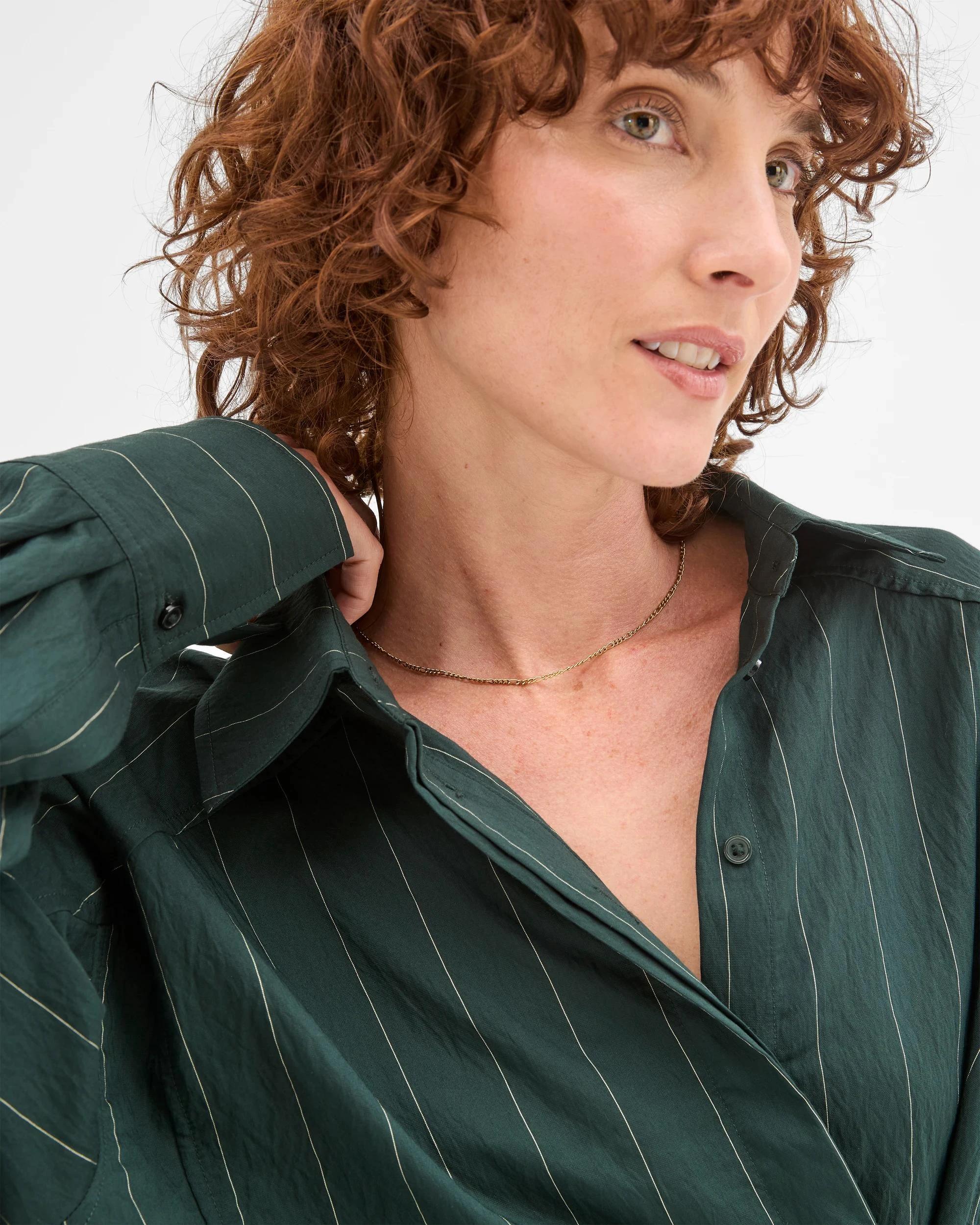 6 Target Woman Relaxed 2-Way Shirt MIDNIGHT JADE, 6 of 7