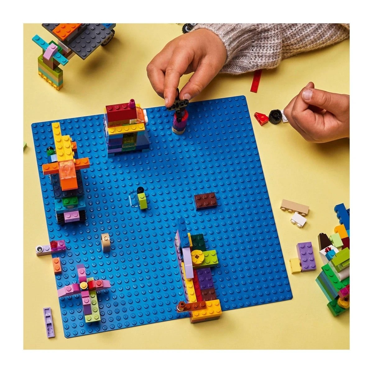 9 LEGO Classic Blue Baseplate 11025, 9 of 10