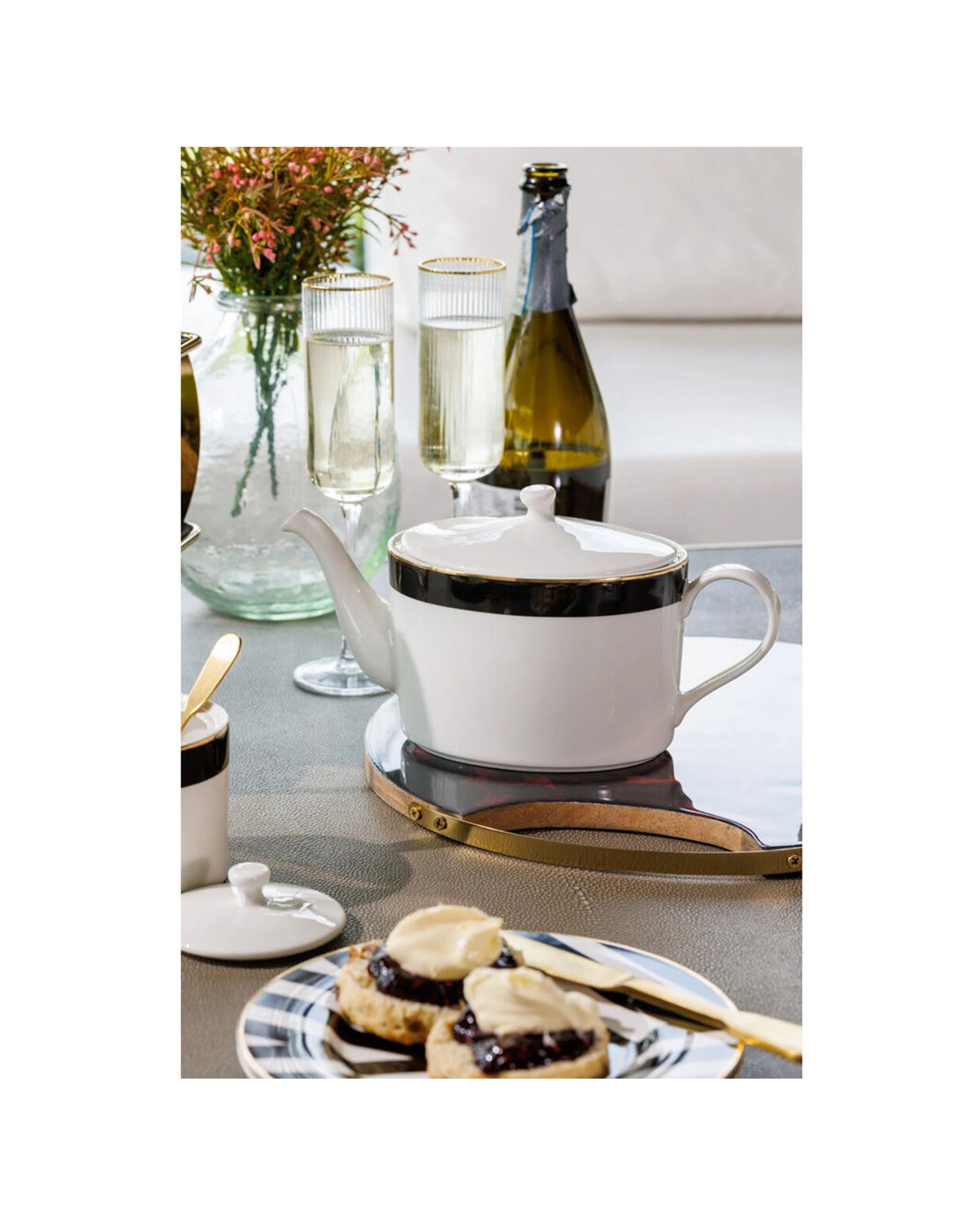 2 Mikasa Luxe Deco Kitchen China 4-Cup Teapot 1.1L - White, 2 of 6