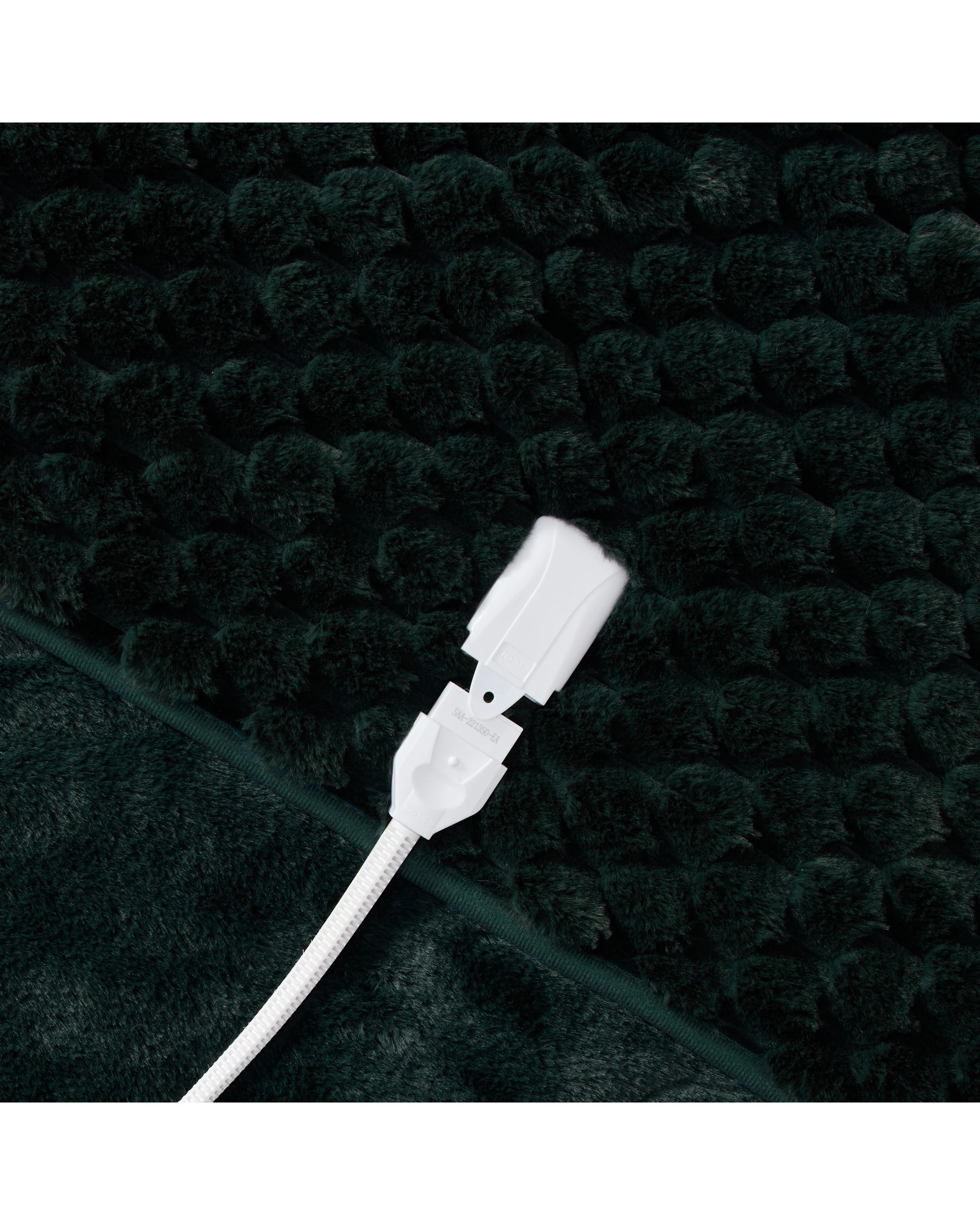 4 Dreamaker Emmett Textured Faux Fur Heated Throw 180x200cm - Deep Teal, 4 of 9