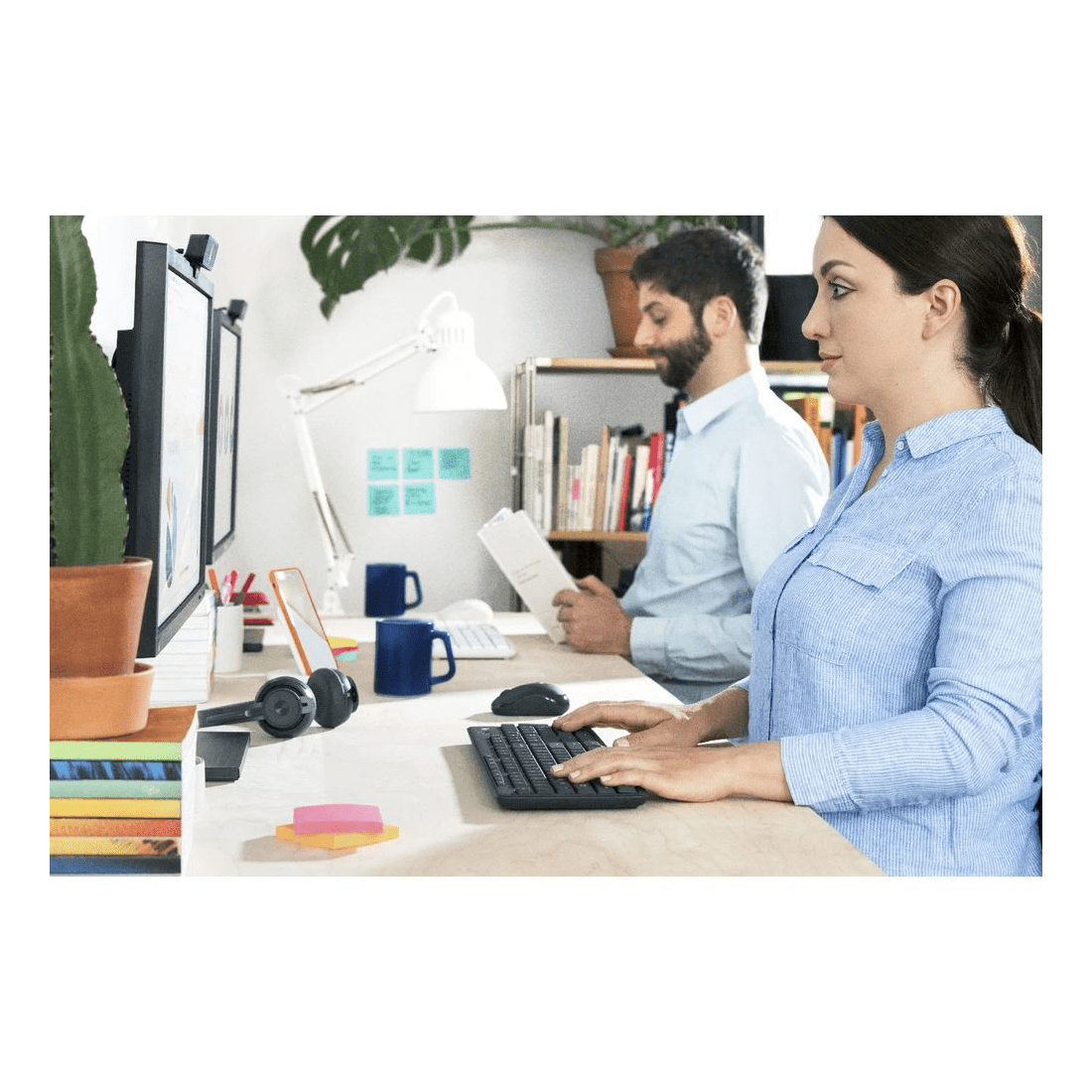 8 Logitech MK295 Silent Wireless Keyboard and Mouse Combo, 8 of 8