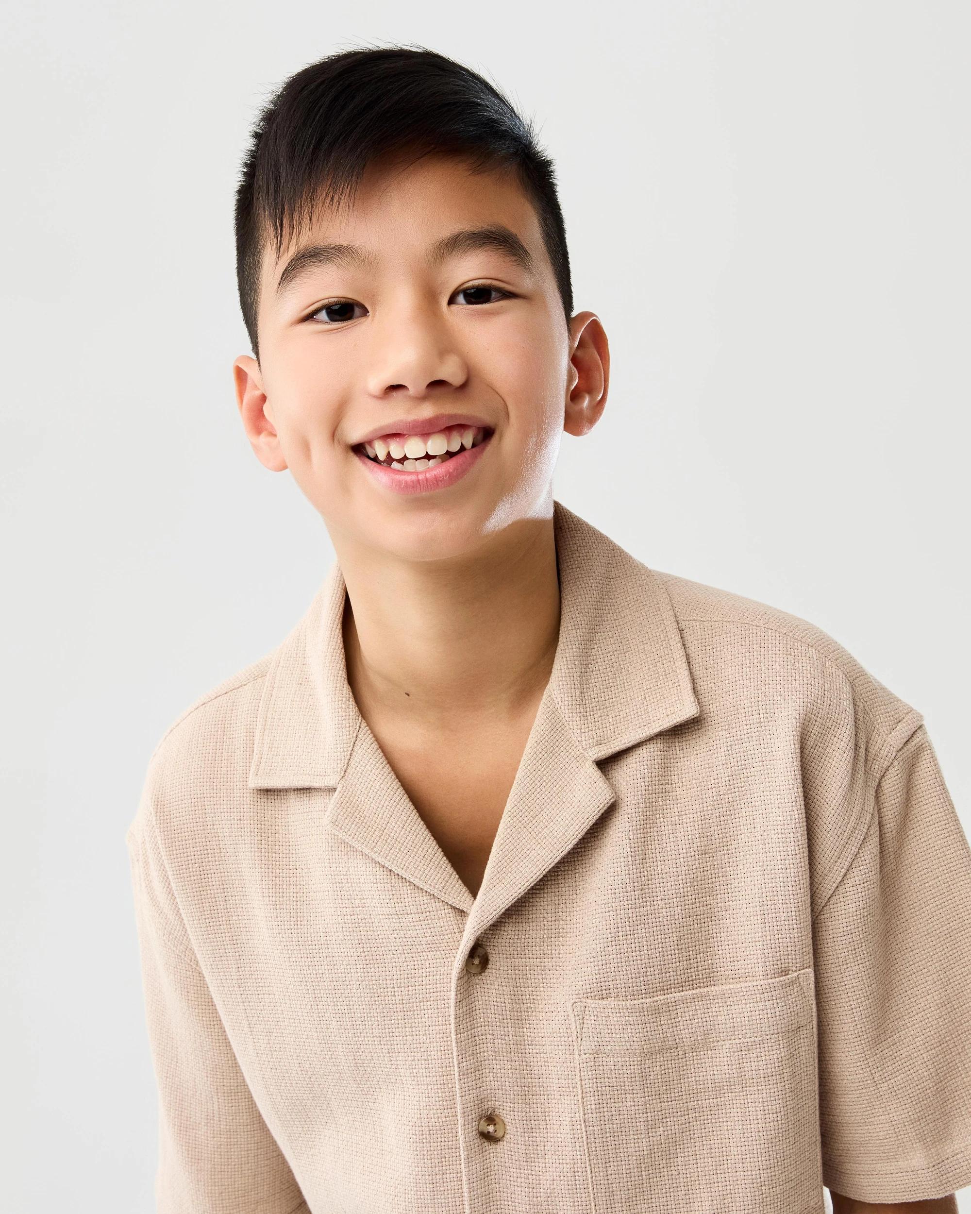 1 Short Sleeve Knit Shirt Oxford B, 1 of 8