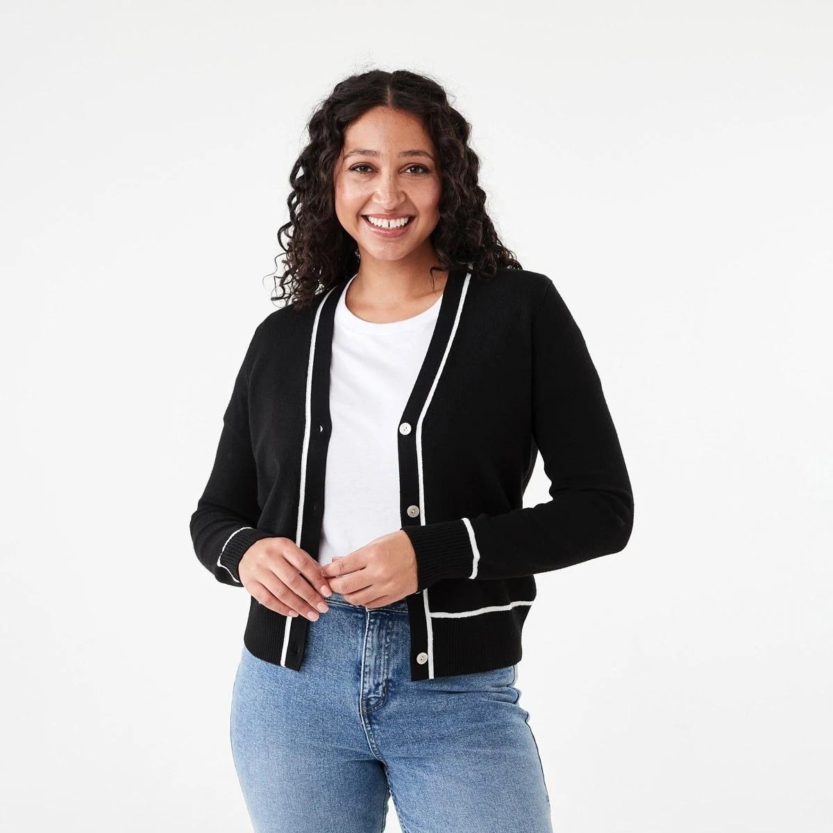 1 Contrast V-Neck Cardigan Black, 1 of 7