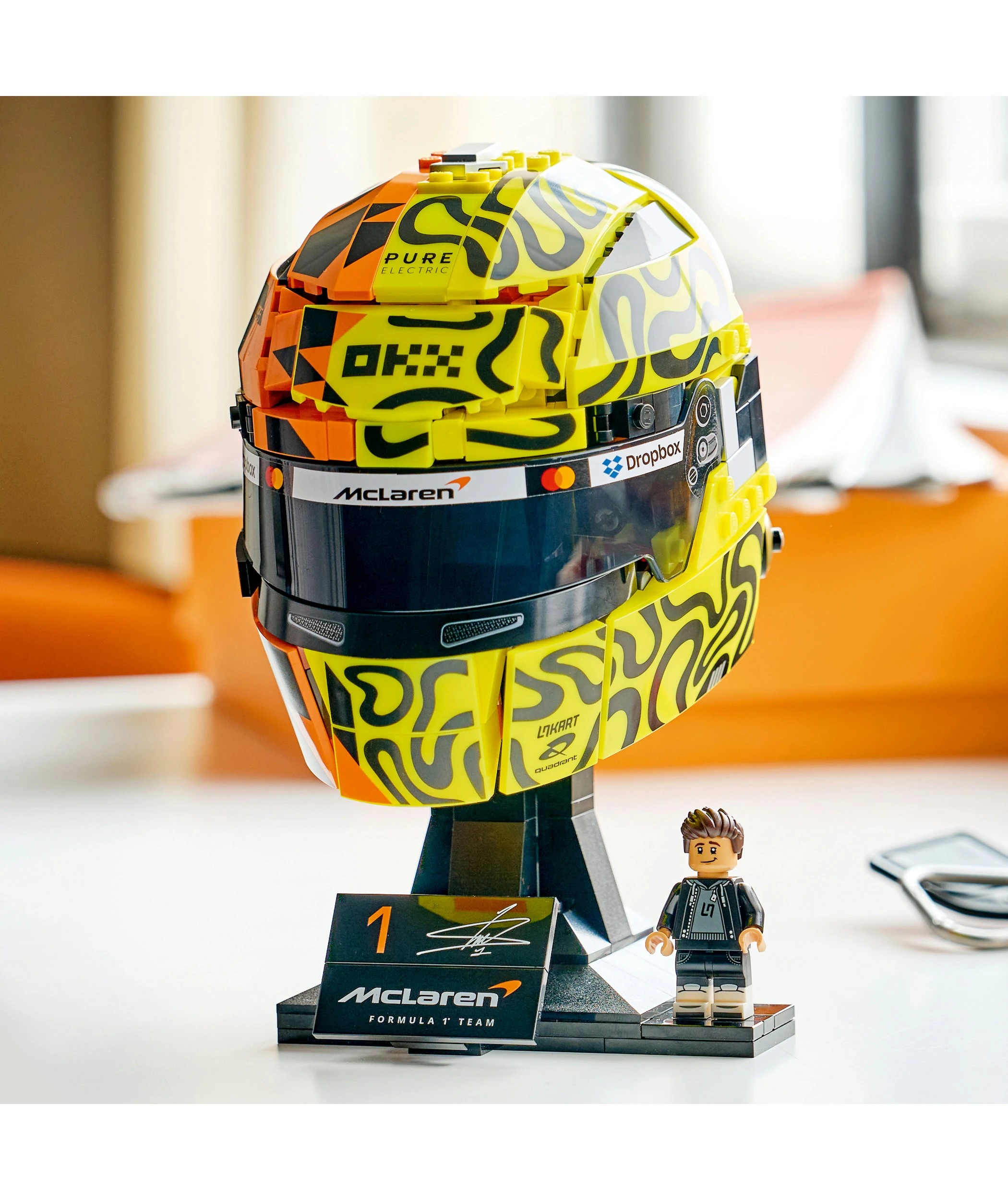 10 LEGO Editions McLaren Mastercard F1 Team Lando Norris Helmet 43023, 10 of 11