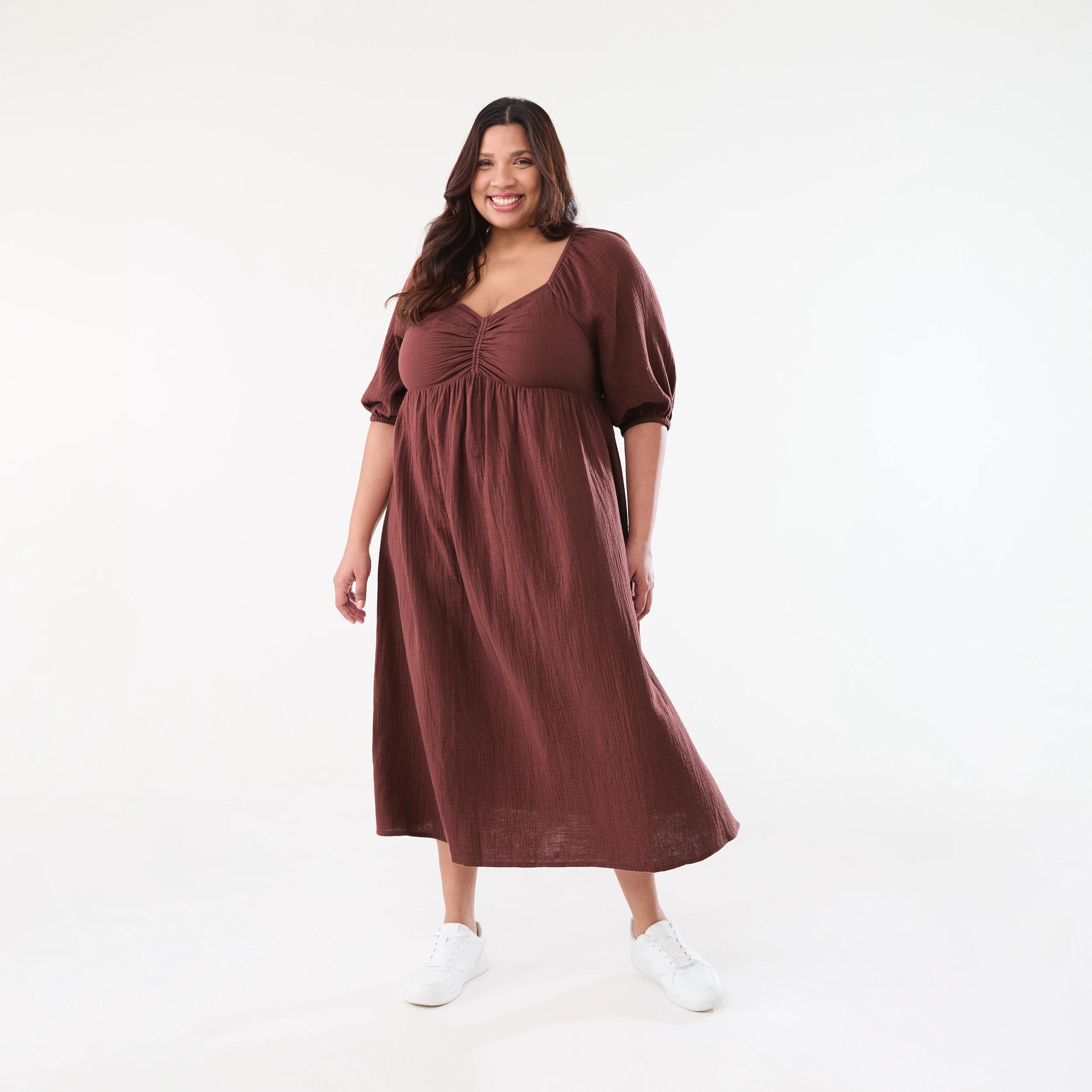 1 Curve Short Sleeve Gathered Front Midi Dress DARK HENNA, 1 of 6