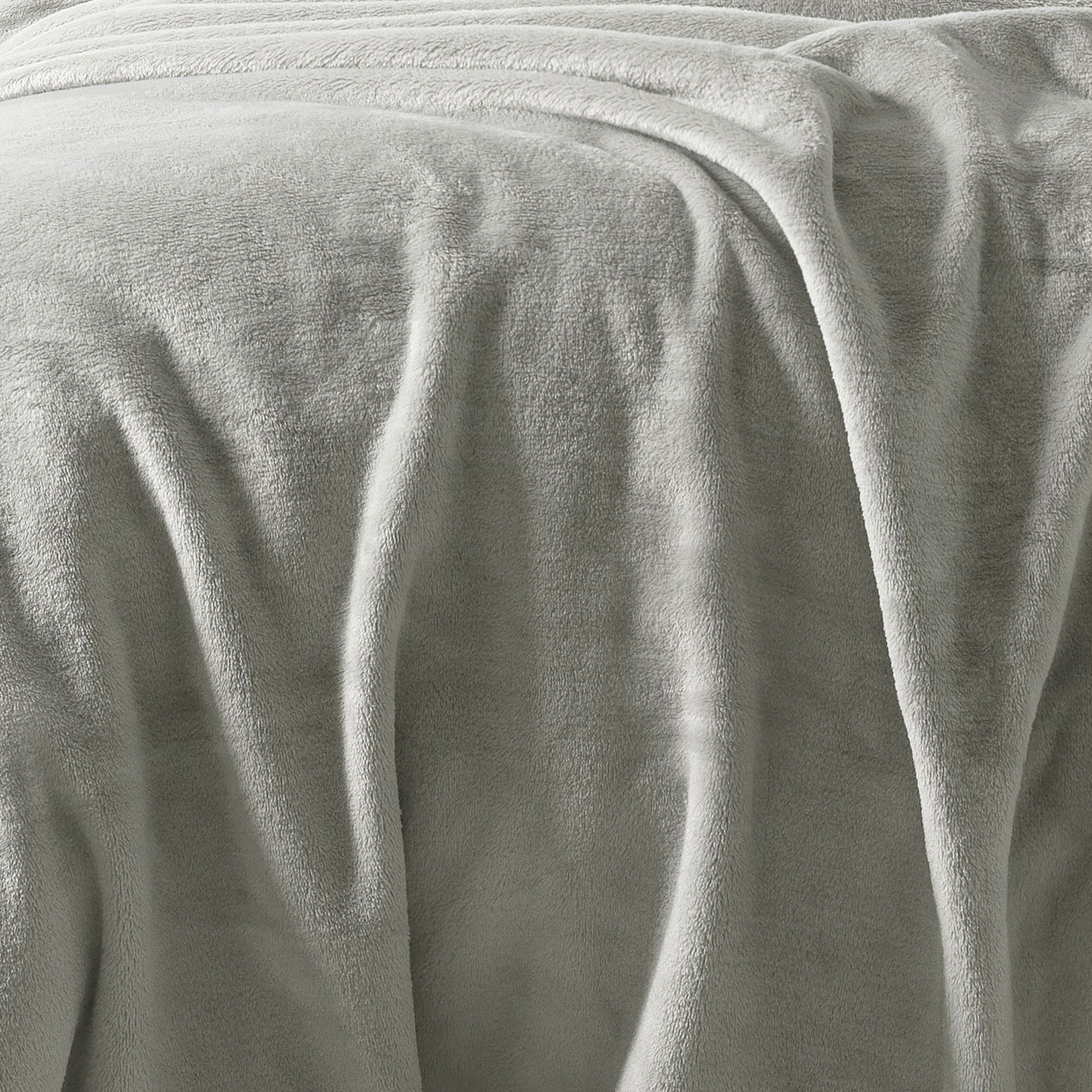 4 Bambury Solid Ultraplush Polyester Cosy Blanket - Super King Bed - Silver, 4 of 4