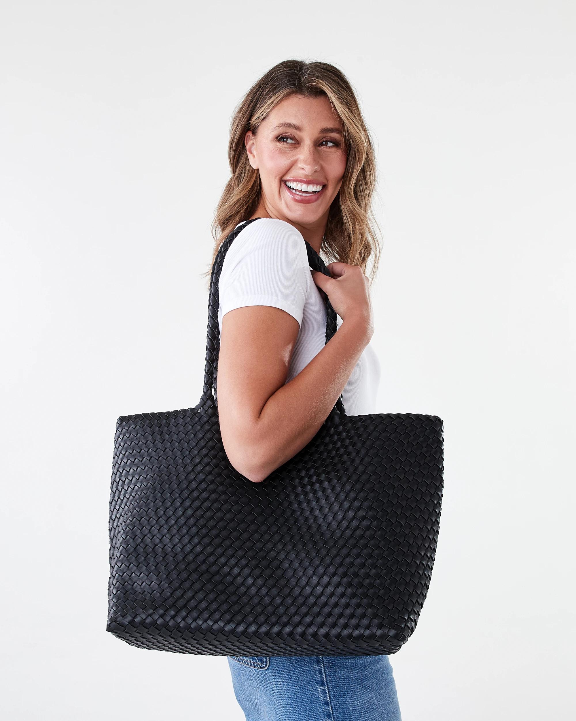 5 True Weave Tote Bag Black, 5 of 5