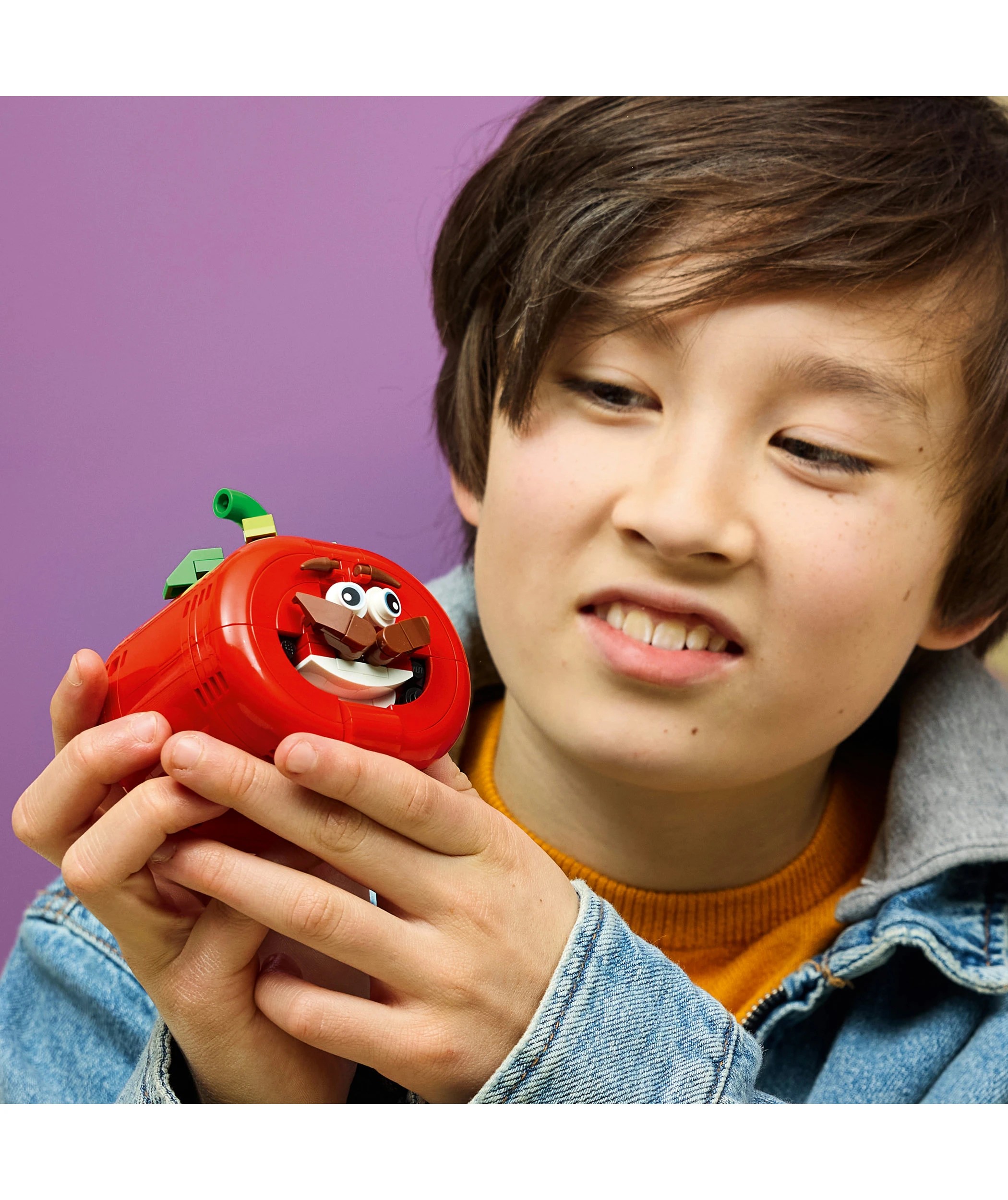 8 LEGO Fortnite Tomatohead 77079, 8 of 9