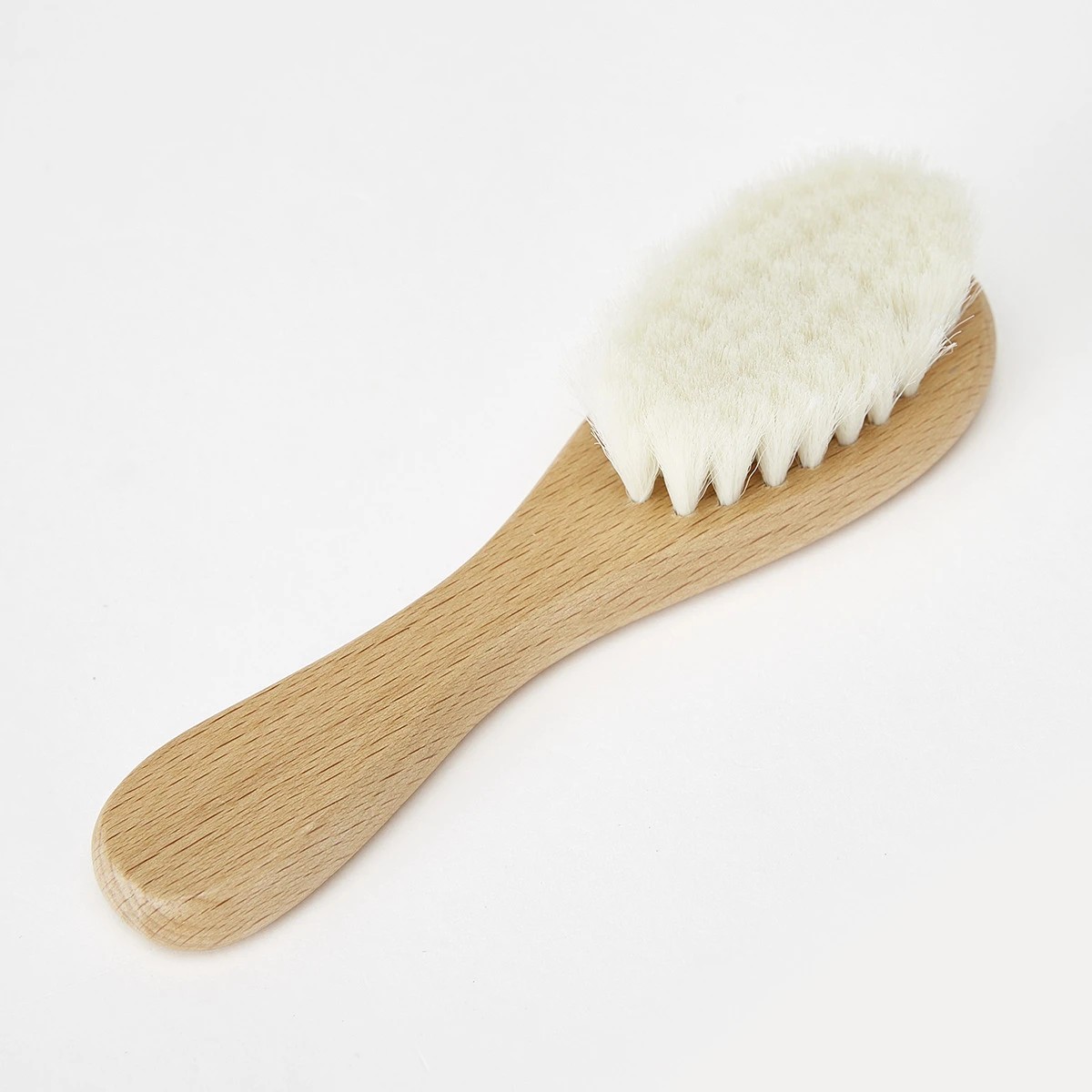 3 Brush and Comb, 3 of 7