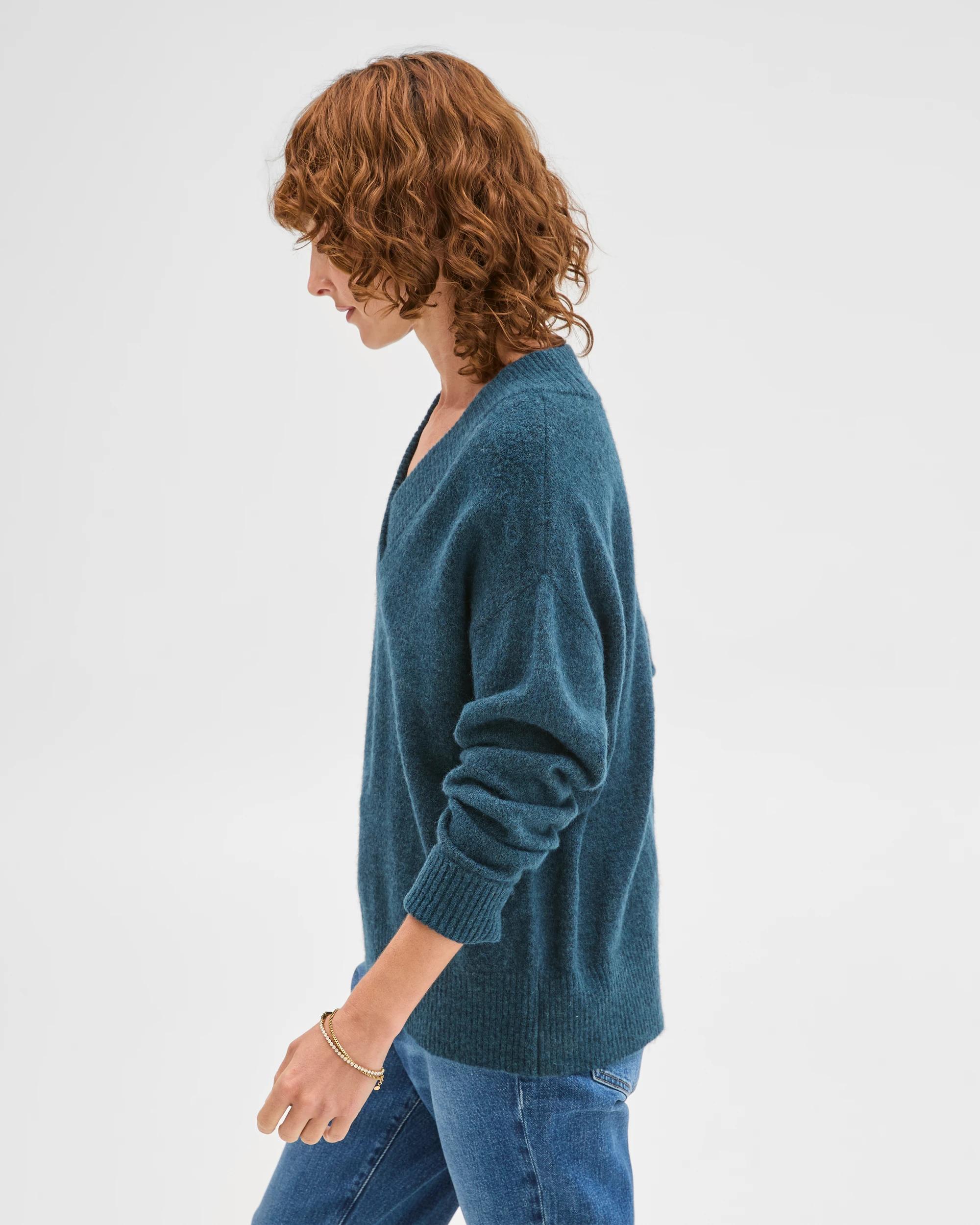 3 Target Woman Lightweight Lofty V-Neck Jumper DARK TEAL MARLE, 3 of 7