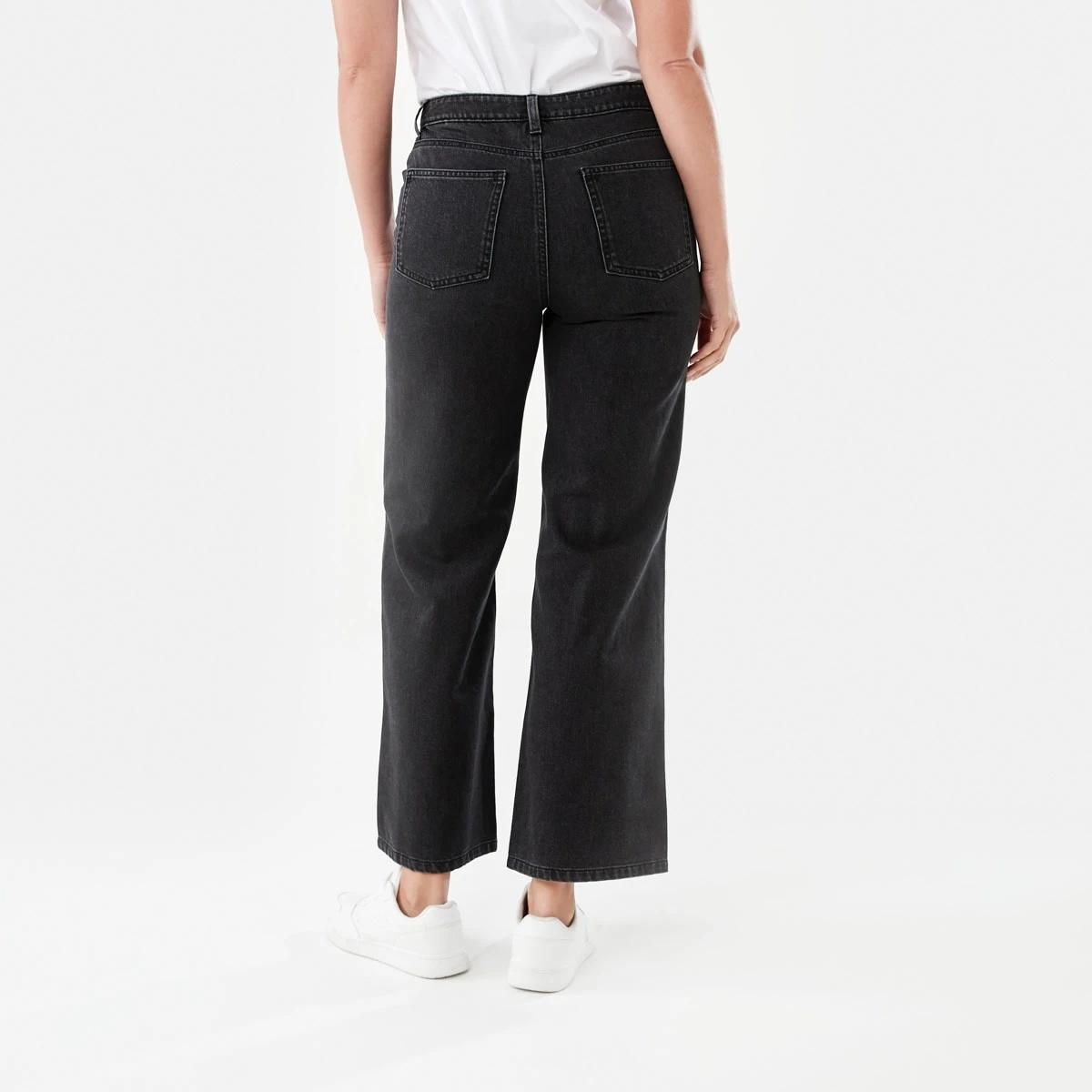 5 Distressed Straight Jeans Black Wash, 5 of 8