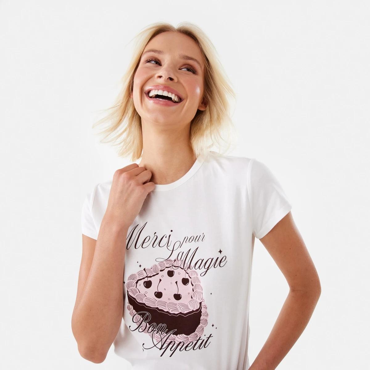 5 Short Sleeve Neat Print T-shirt Cake, 5 of 6