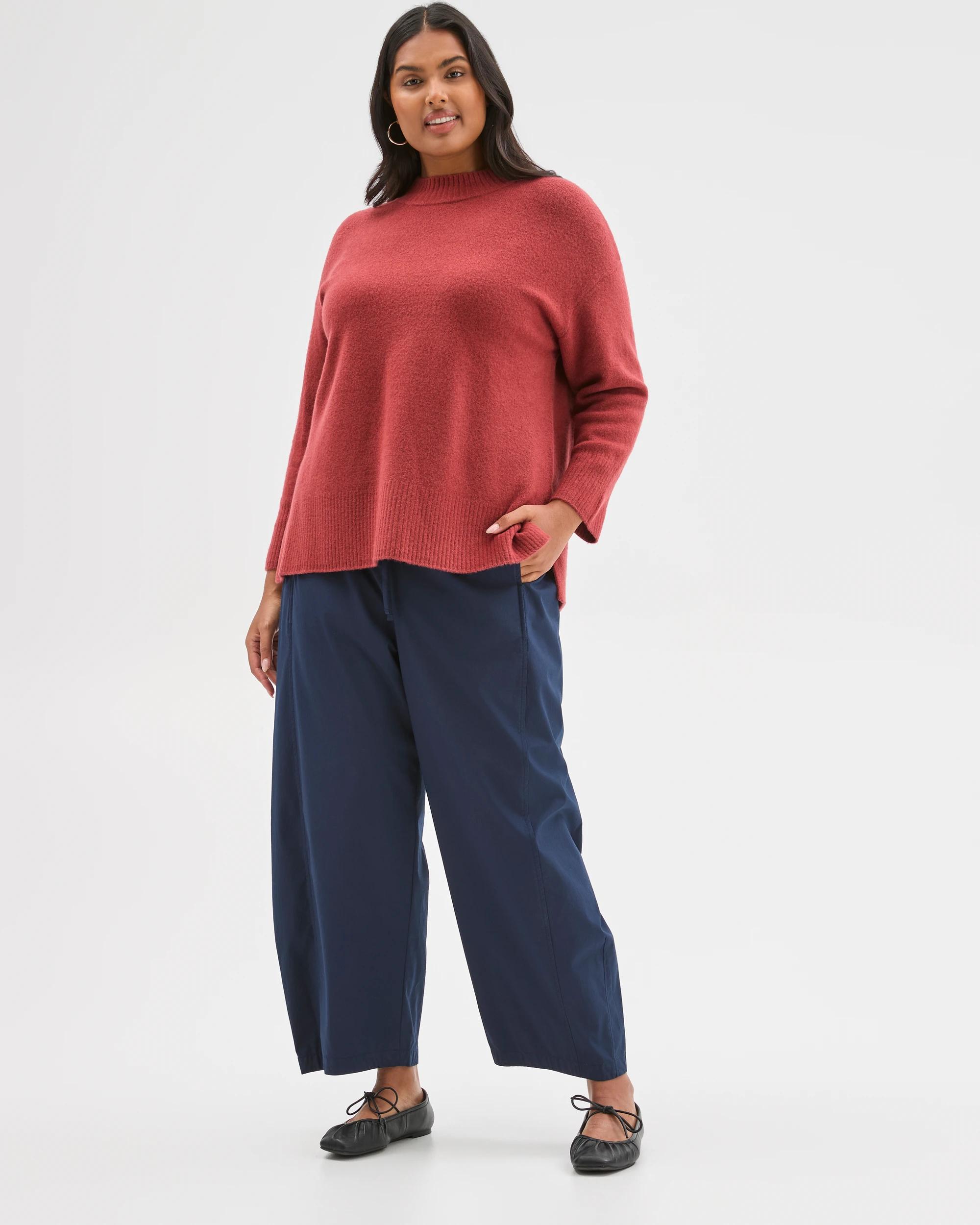 2 Target Curve Plus Size Super Soft Jumper RED PEAR MARLE, 2 of 5