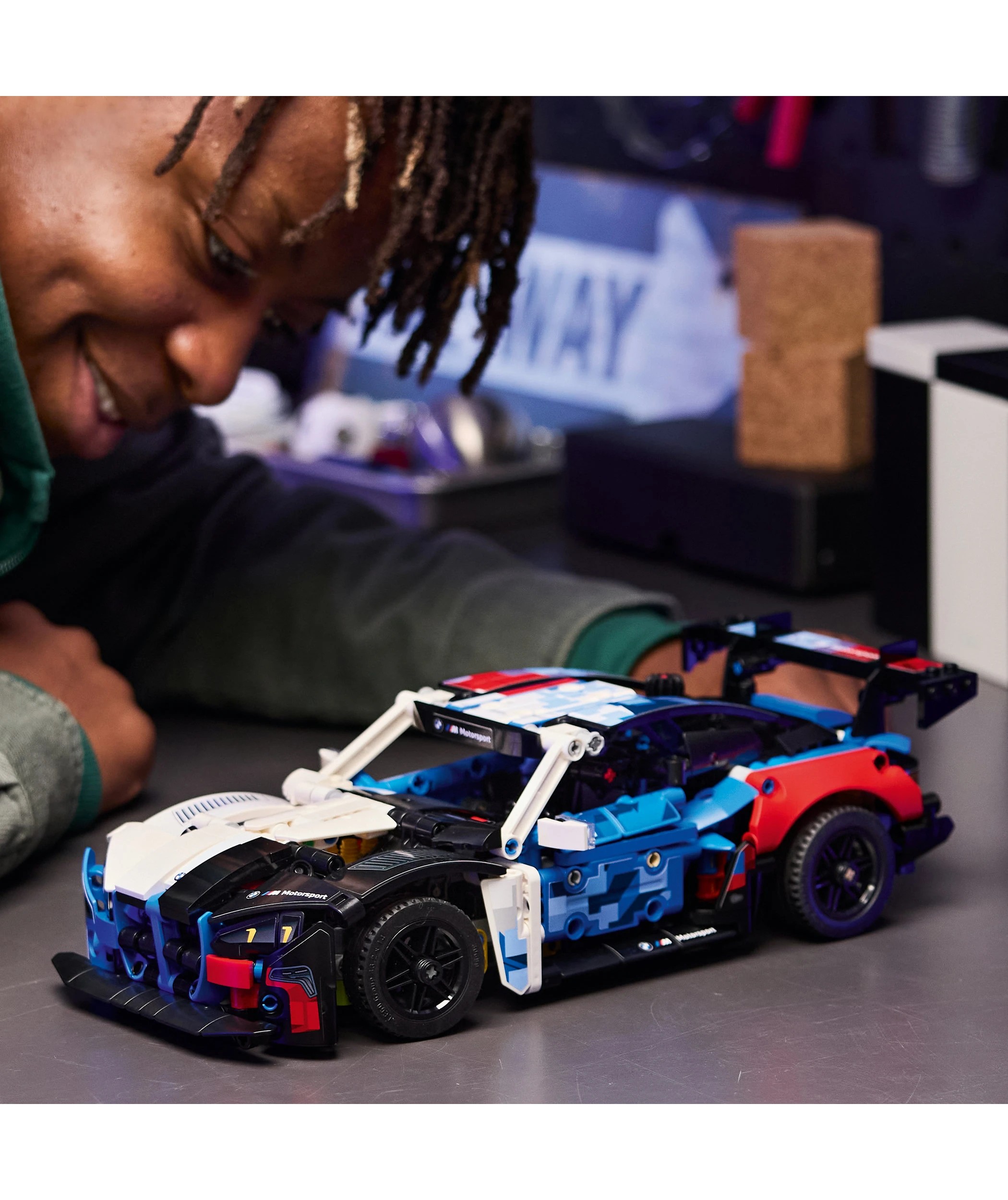 8 LEGO Technic BMW M4 GT3 EVO Race Car 42226, 8 of 10