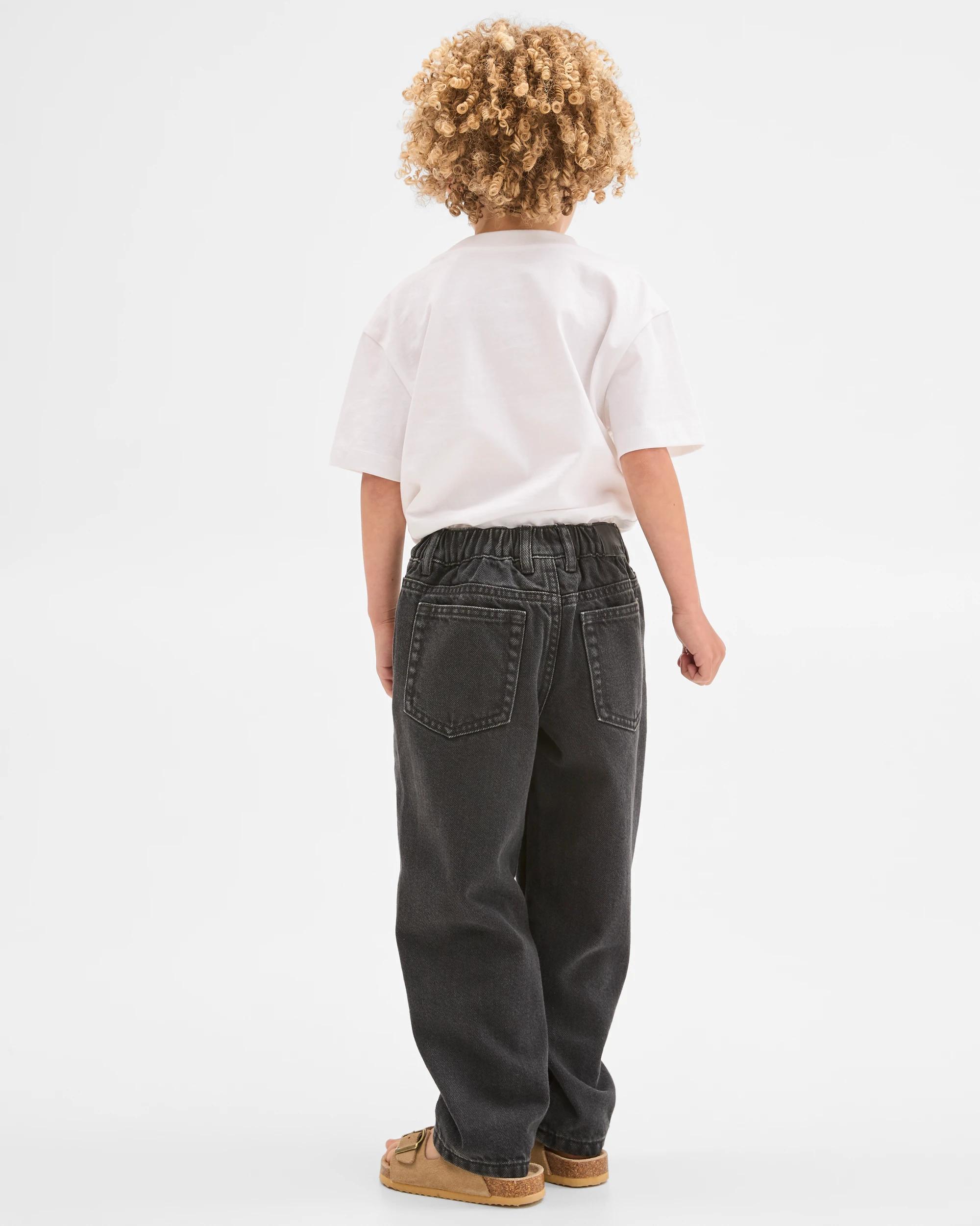 3 Target Denim Straight Leg Denim Jeans BLACKWASH, 3 of 5