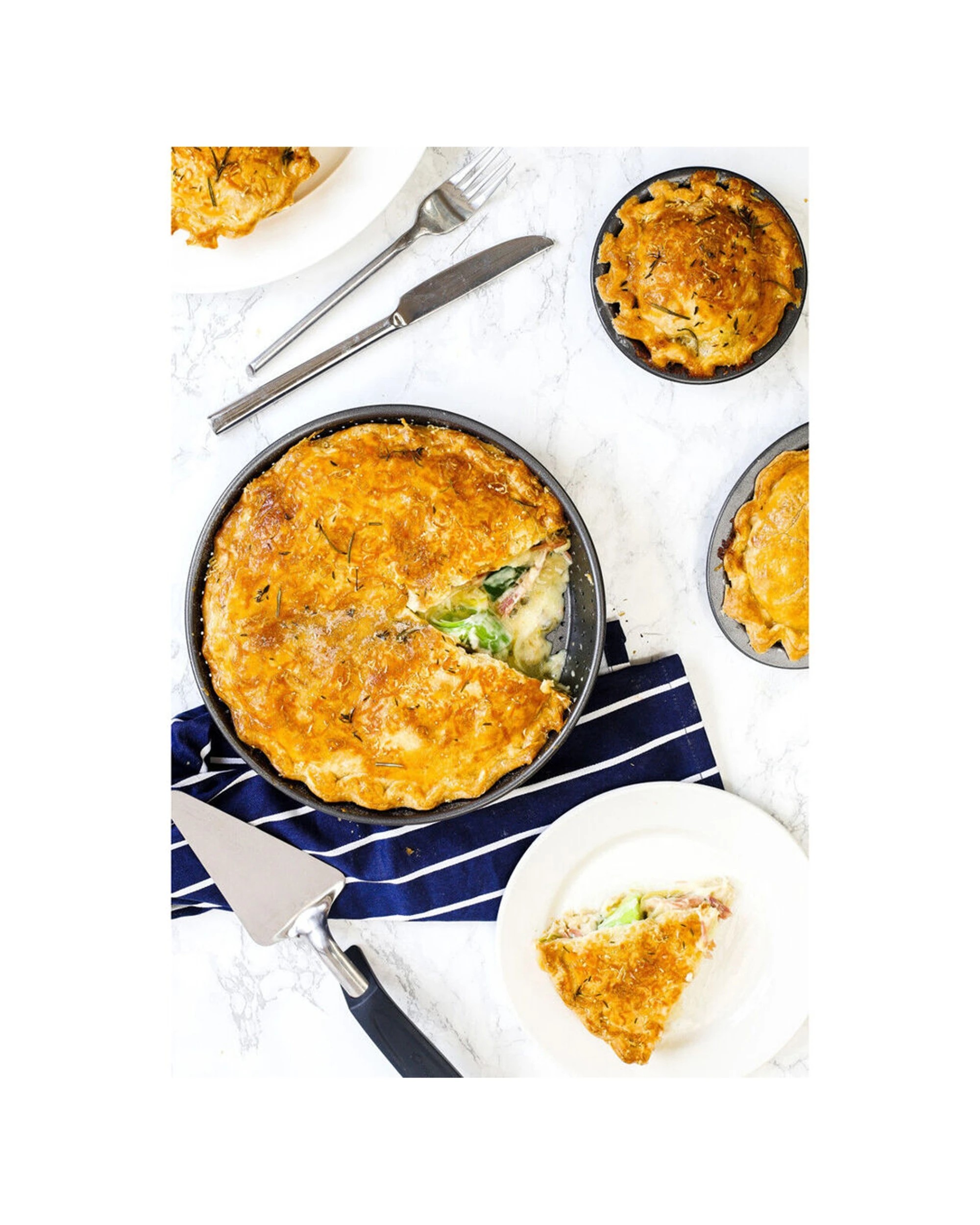 6 Mastercraft 2x Crusty Bake 24cm Non-Stick Deep Pie Tart Tin Perforated - Black, 6 of 8