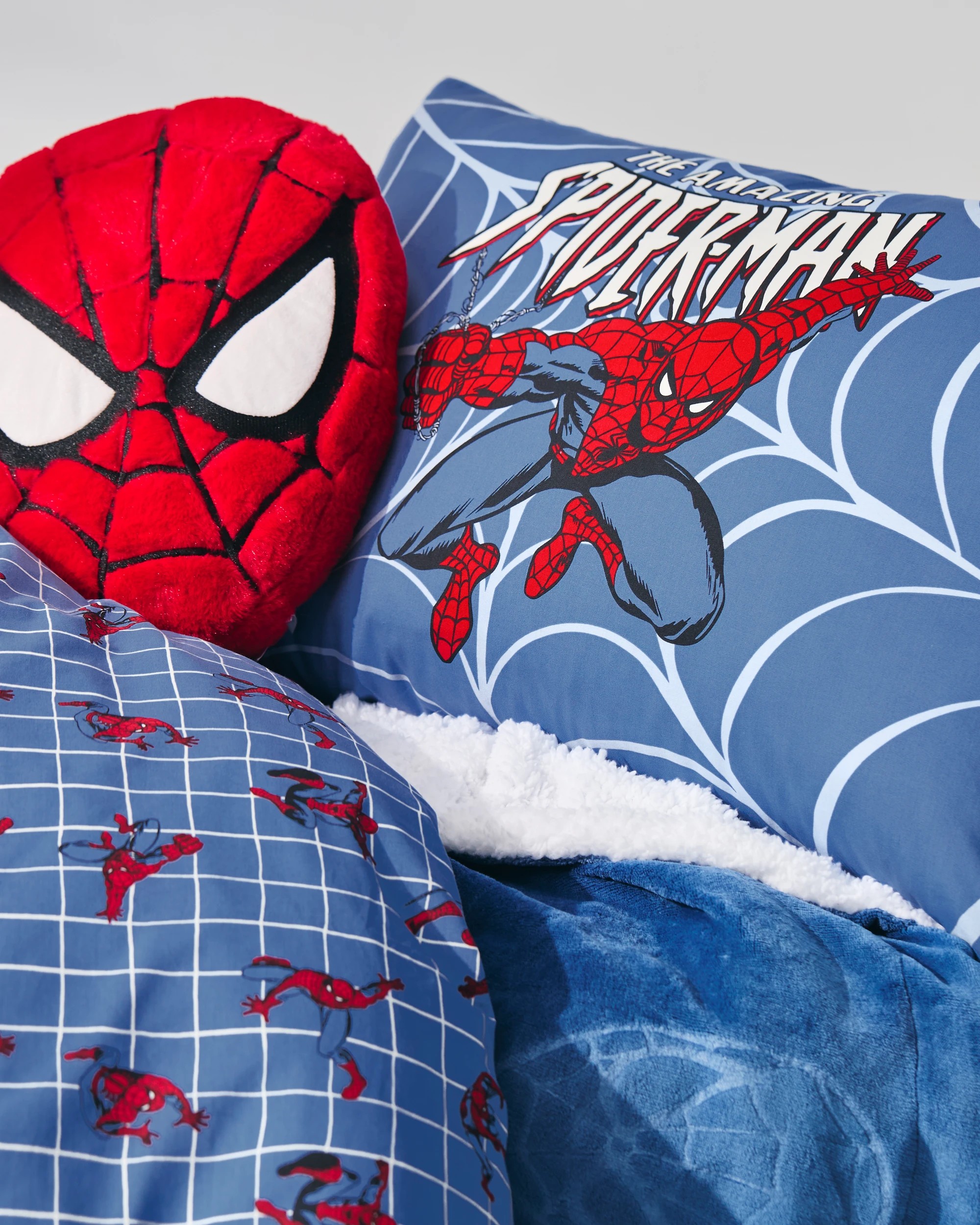 5 Disney Marvel The Amazing Spider-Man Reverse Quilt Cover Set - Queen Bed - Blue, 5 of 10