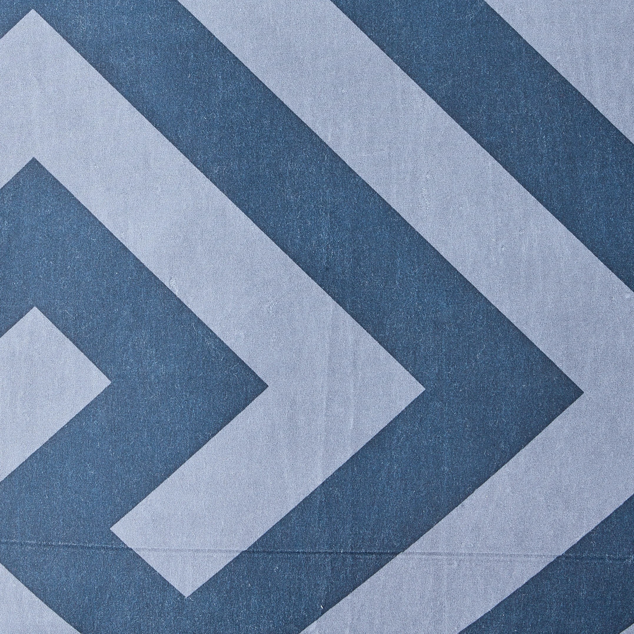 6 Saxon Quilt Cover Set - Single Bed, Dark Blue, 6 of 6