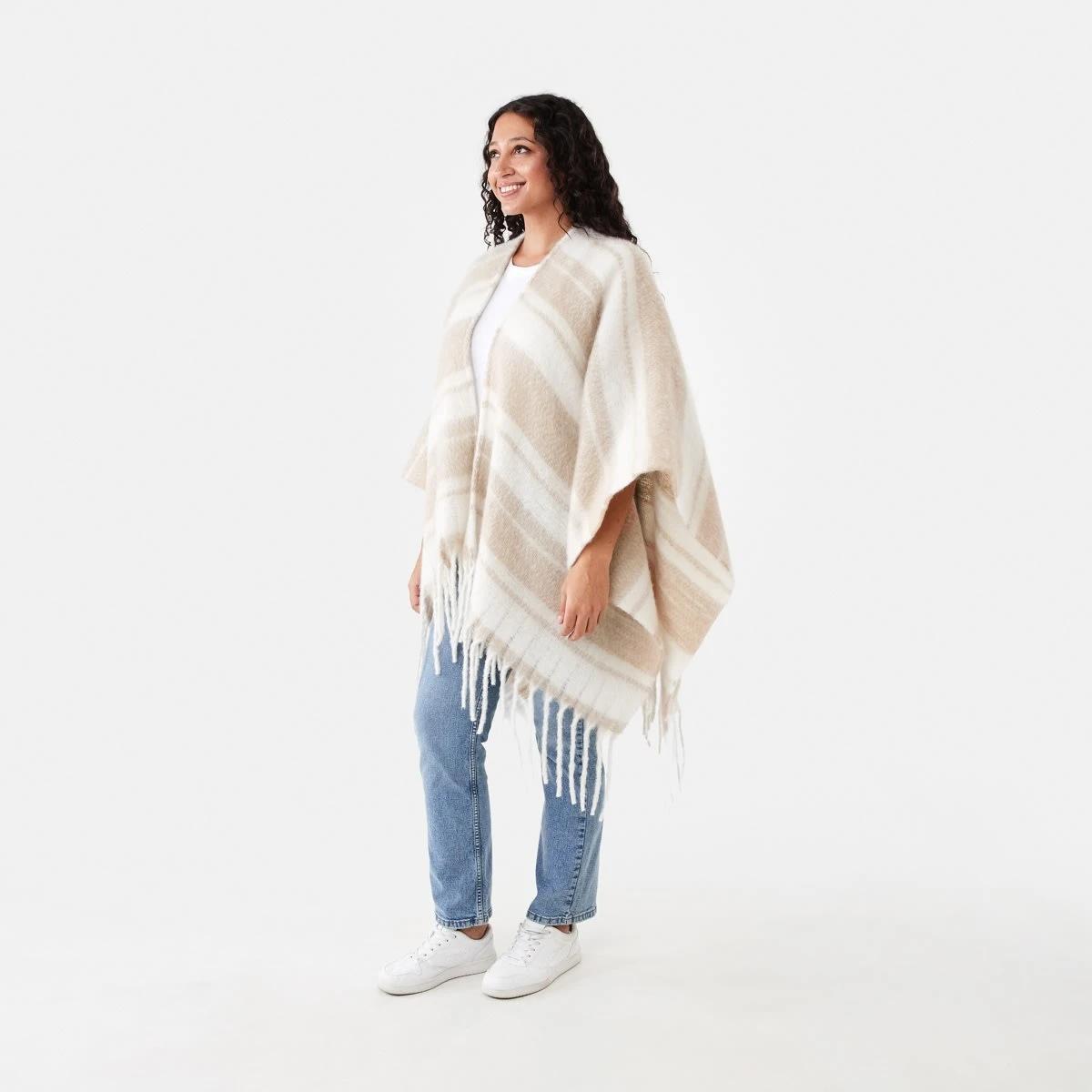 2 Fluffy Wrap Scarf Bge Stripe, 2 of 6