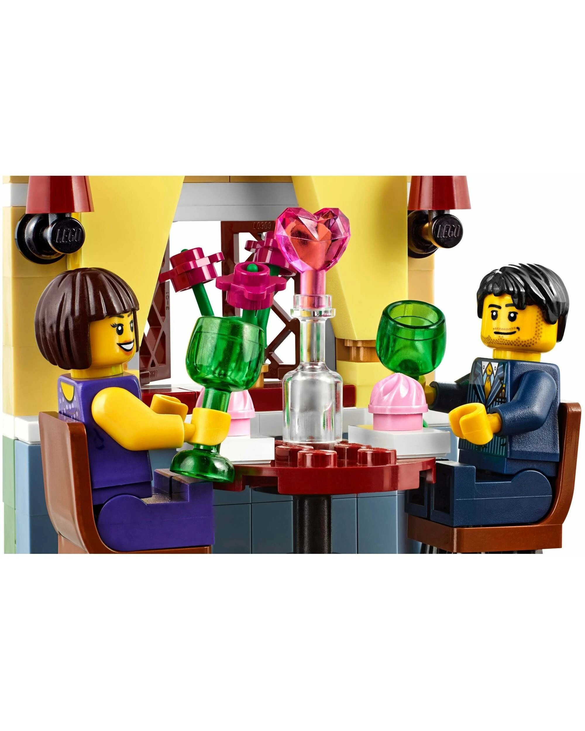2 LEGO 40120 Valentine's Day Dinner Set with Minifigures, 2 of 5