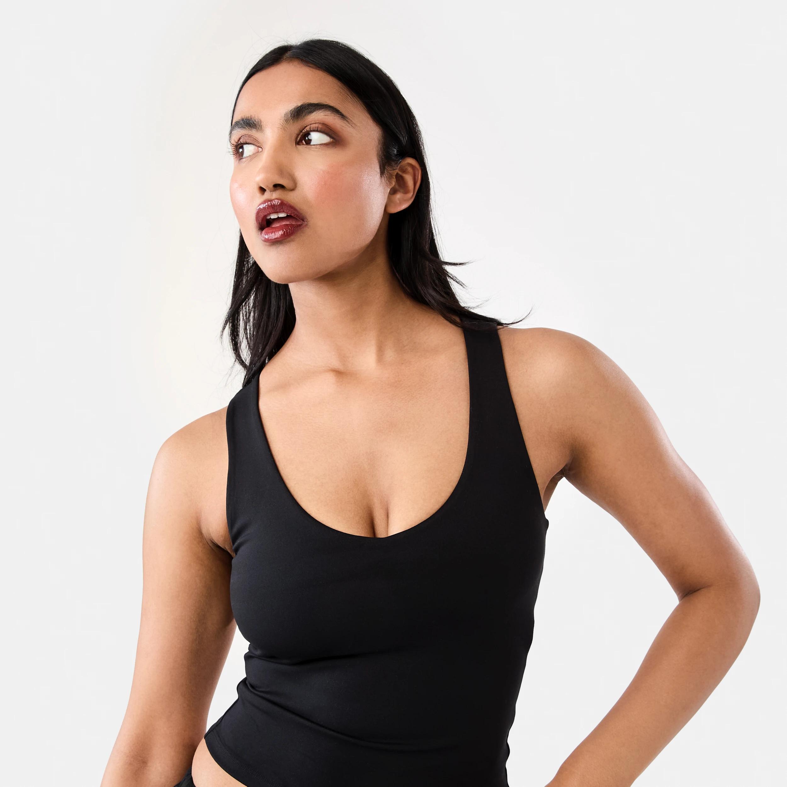 6 Buttersoft V-Neck Tank Black, 6 of 8