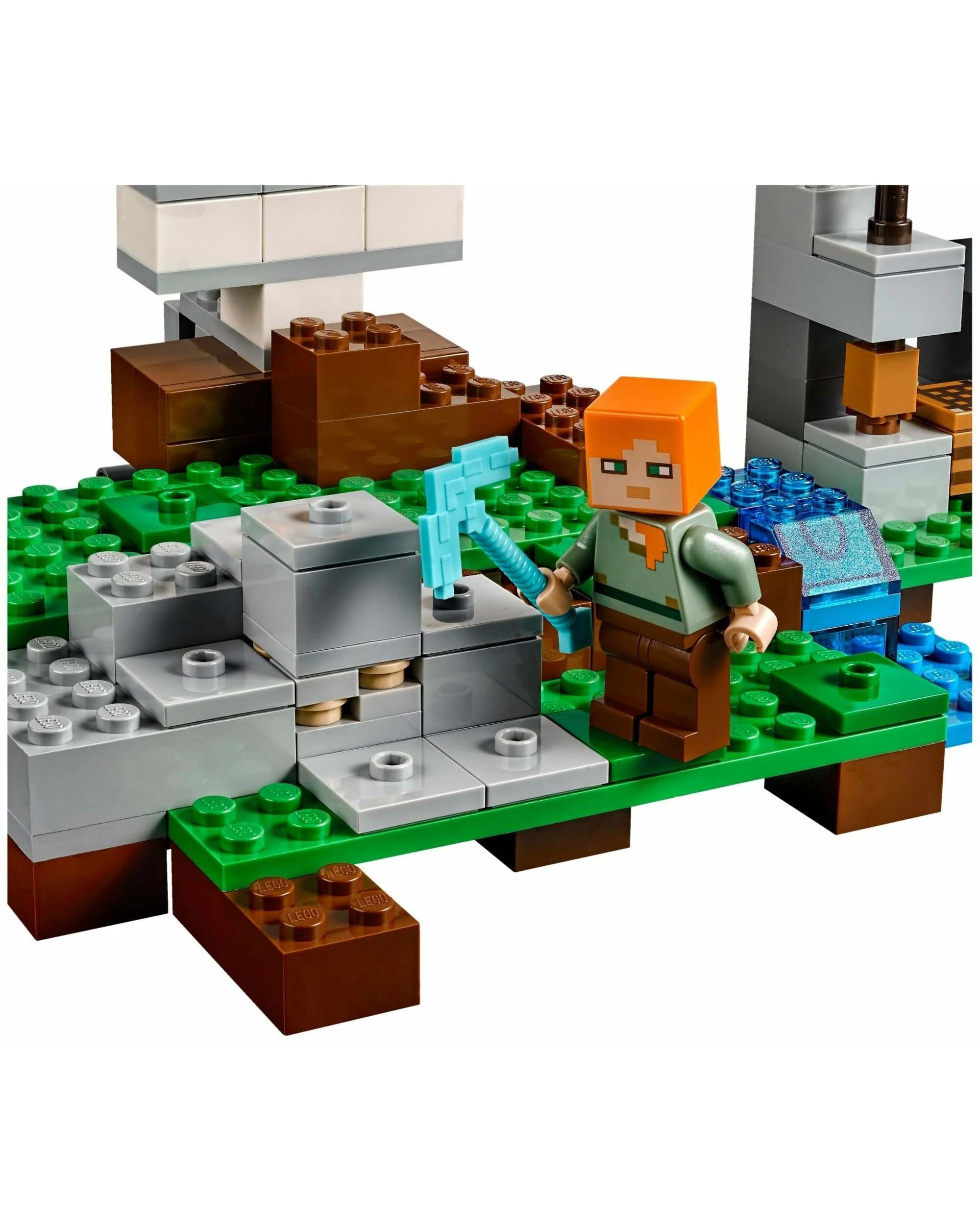 4 LEGO 21123 The Iron Golem Minecraft Set, 4 of 5