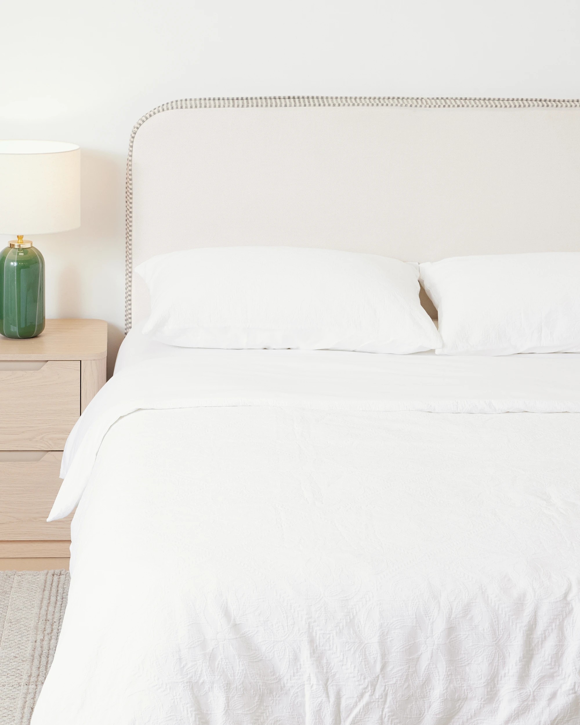 1 Stripe Edge Bedhead - Queen Bed, 1 of 8