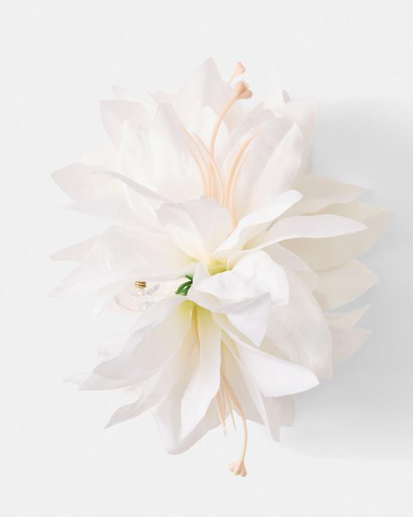 White Oversize Fabric Flower Claw Hair Clip