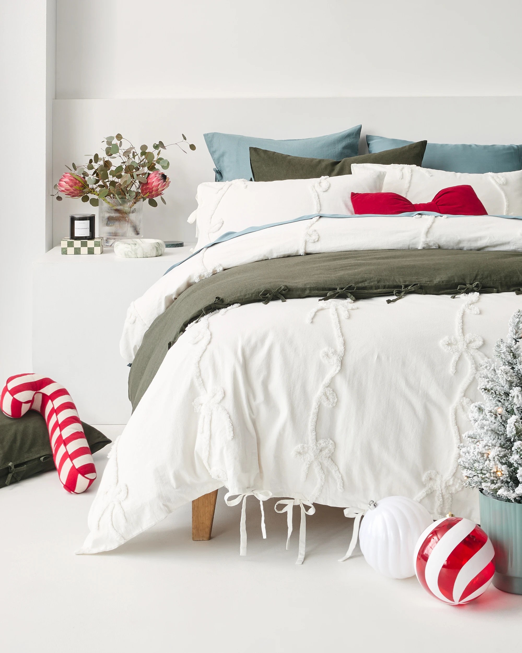 10 Target Laynie Linen/Cotton Quilt Cover Set - Queen Bed - Blue, 10 of 10