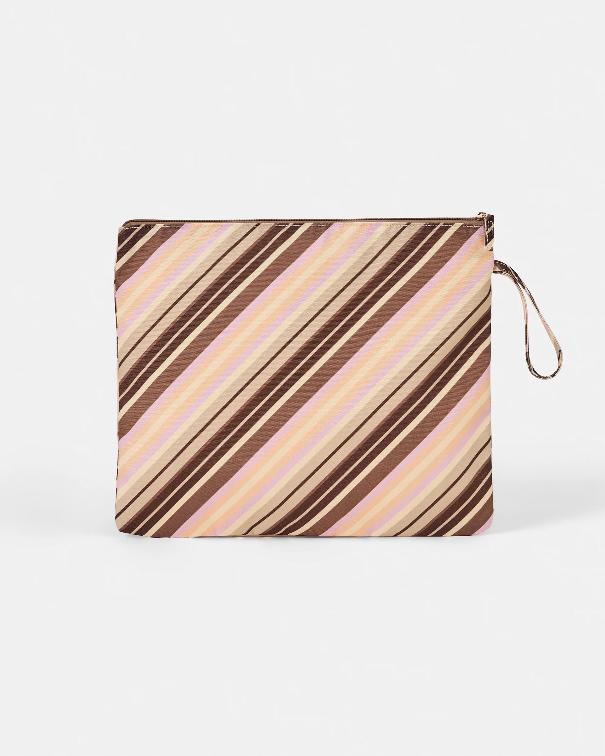 1 Large Bikini Bag Prestripe, 1 of 4