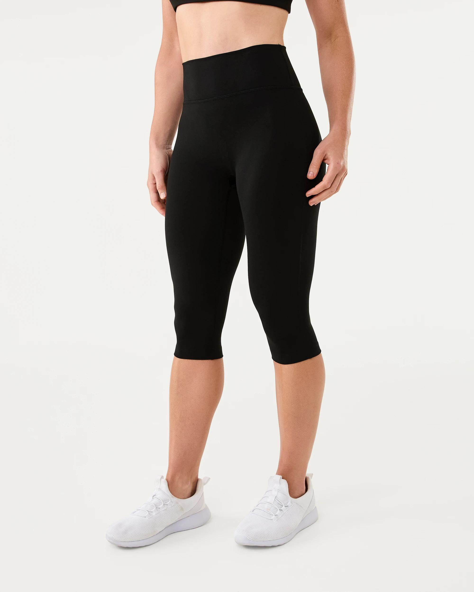 2 Active Womens Ultrasoft Capri Black, 2 of 4