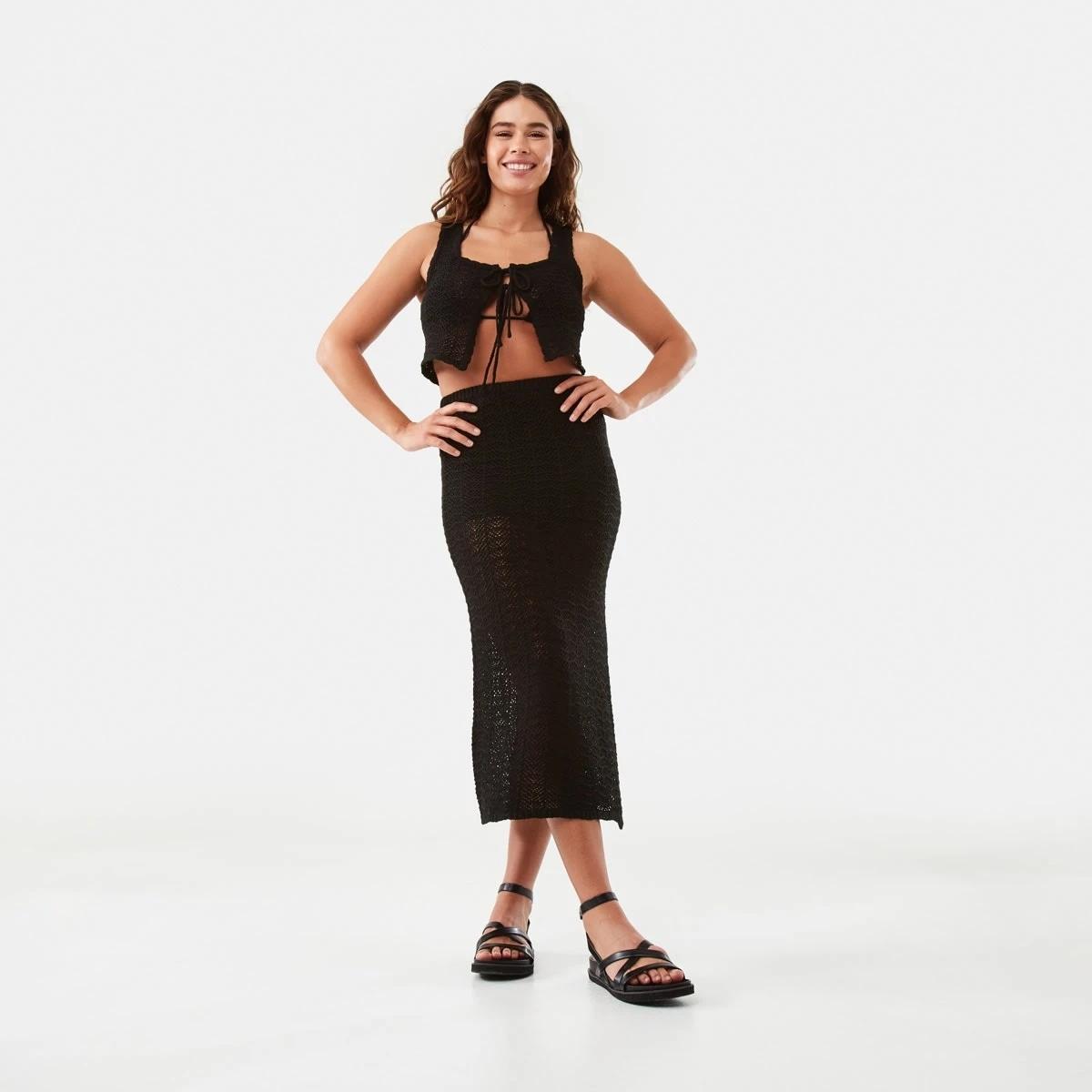 2 Sleeveless True Knit Tie Front Top Black, 2 of 7