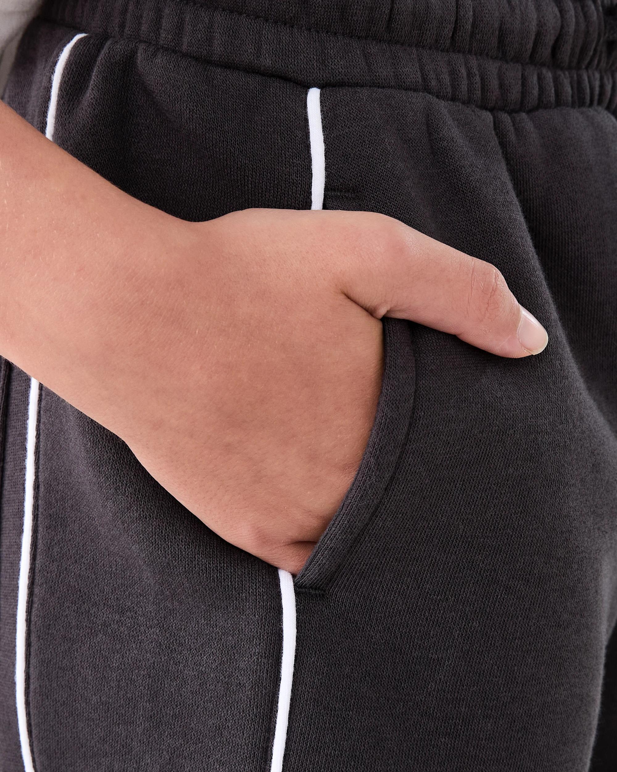 4 Panelled Knit Shorts Blk Sand, 4 of 7