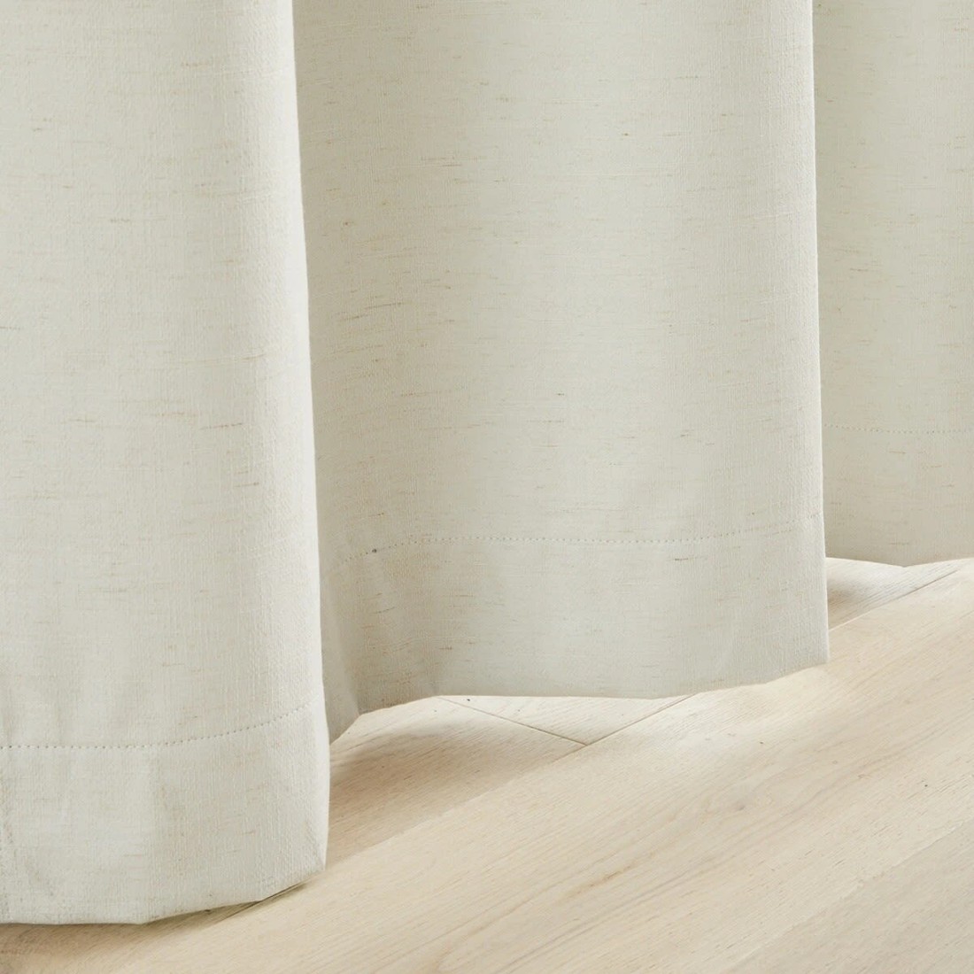 5 Valletta Block Out Curtain - Snow, 5 of 5