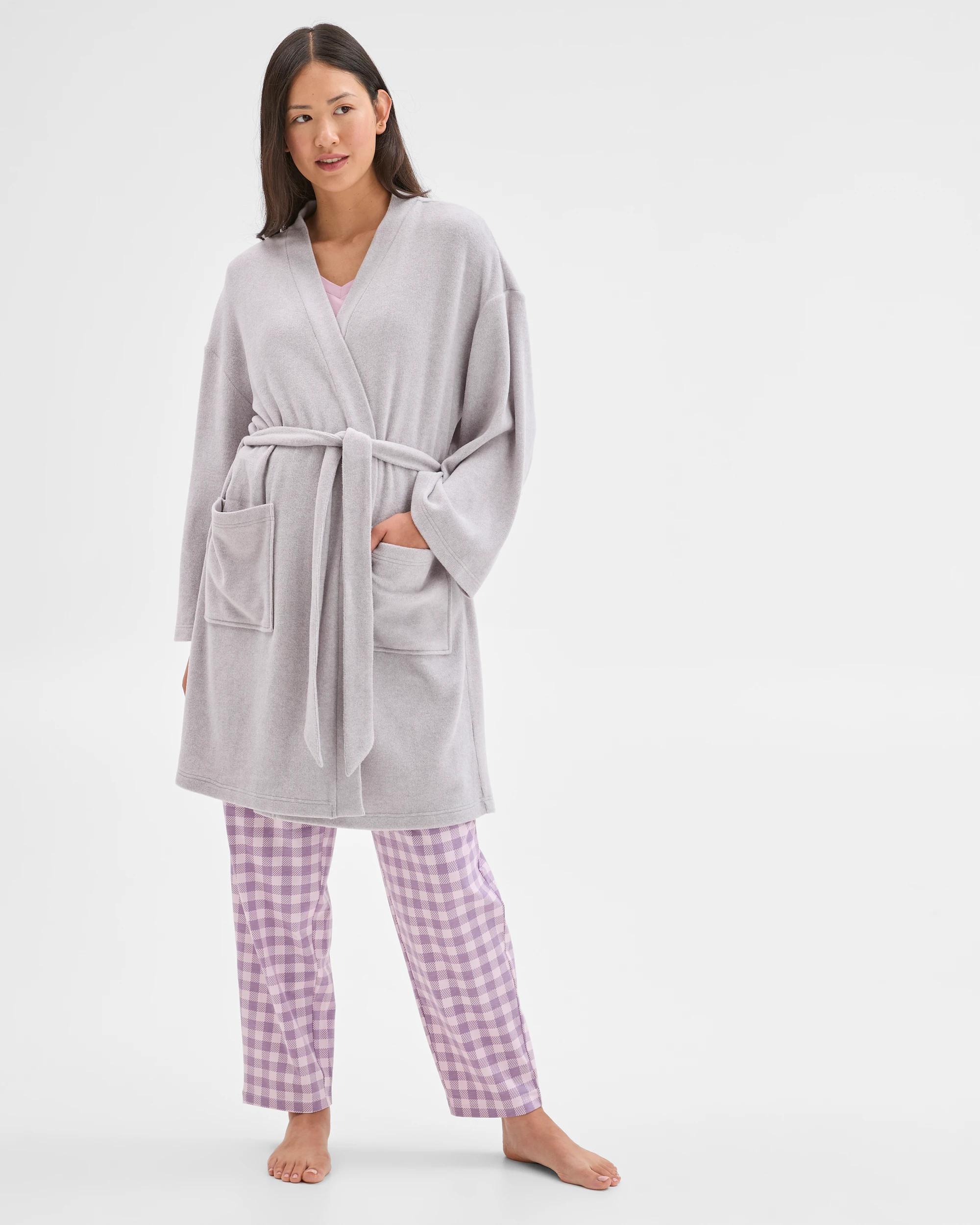 2 Target Woman Cosy Short Sleep Robe GREY, 2 of 7