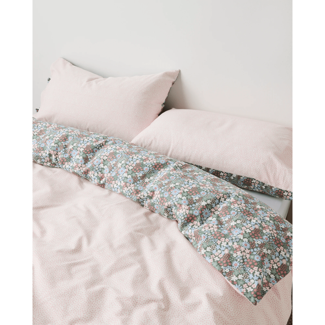 4 Target Meadow Ditsy Floral Australian Cotton Quilt Cover Set
 - Single Bed
 - Natural, 4 of 6