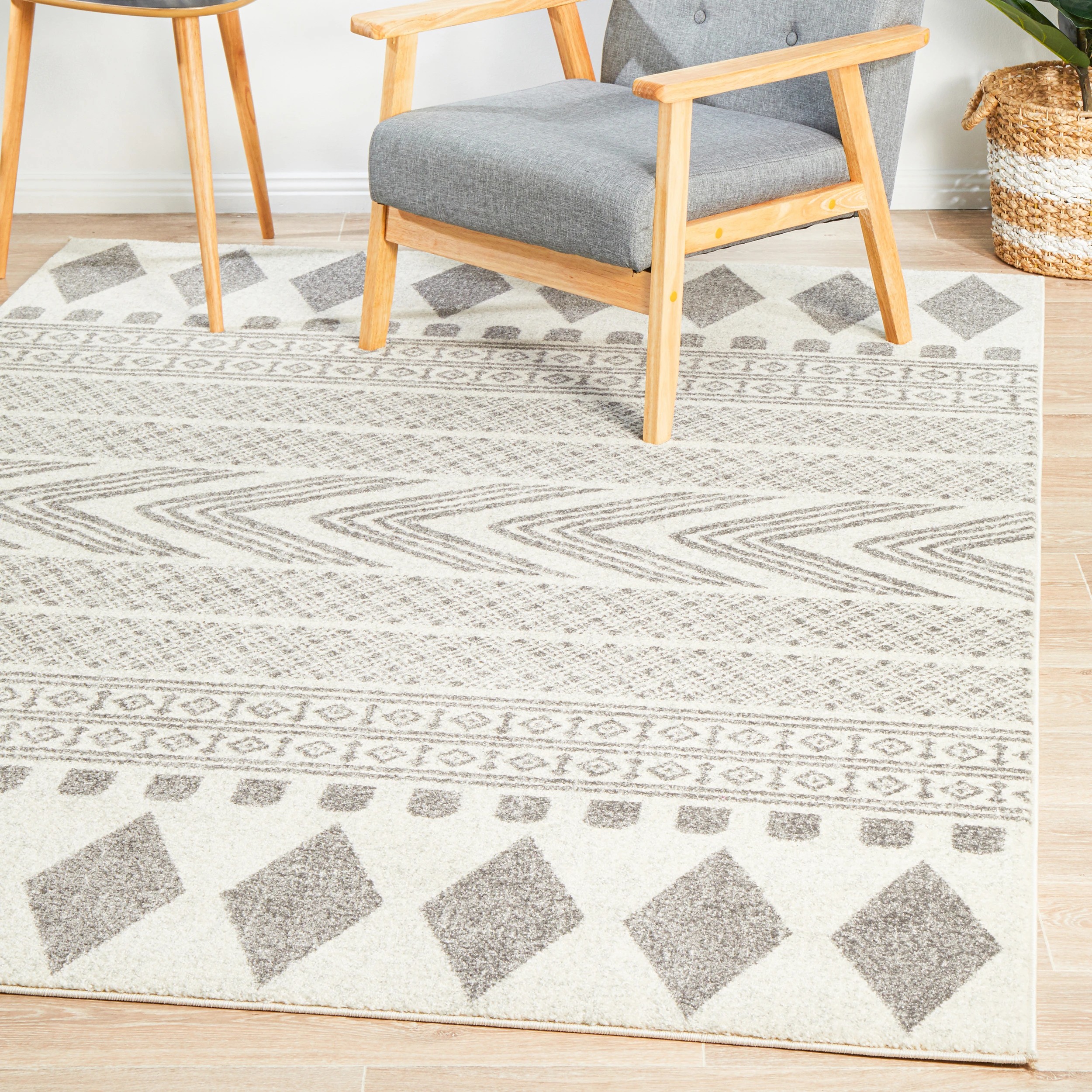 4 Common Ground Rugs Phantom 359 290x200cm - Large Floor Rug - Silver, 4 of 8